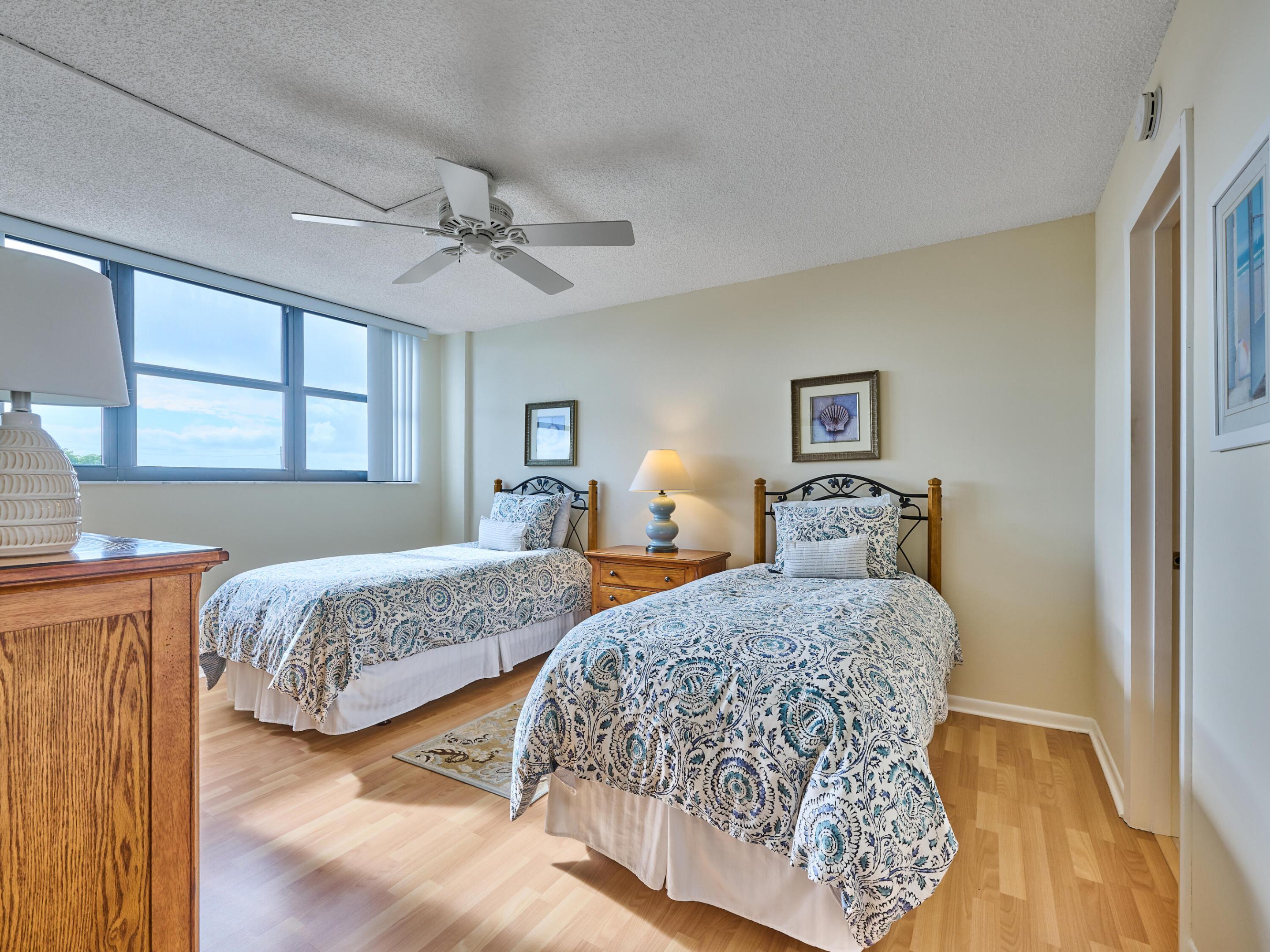 GEMINI CONDO - Residential