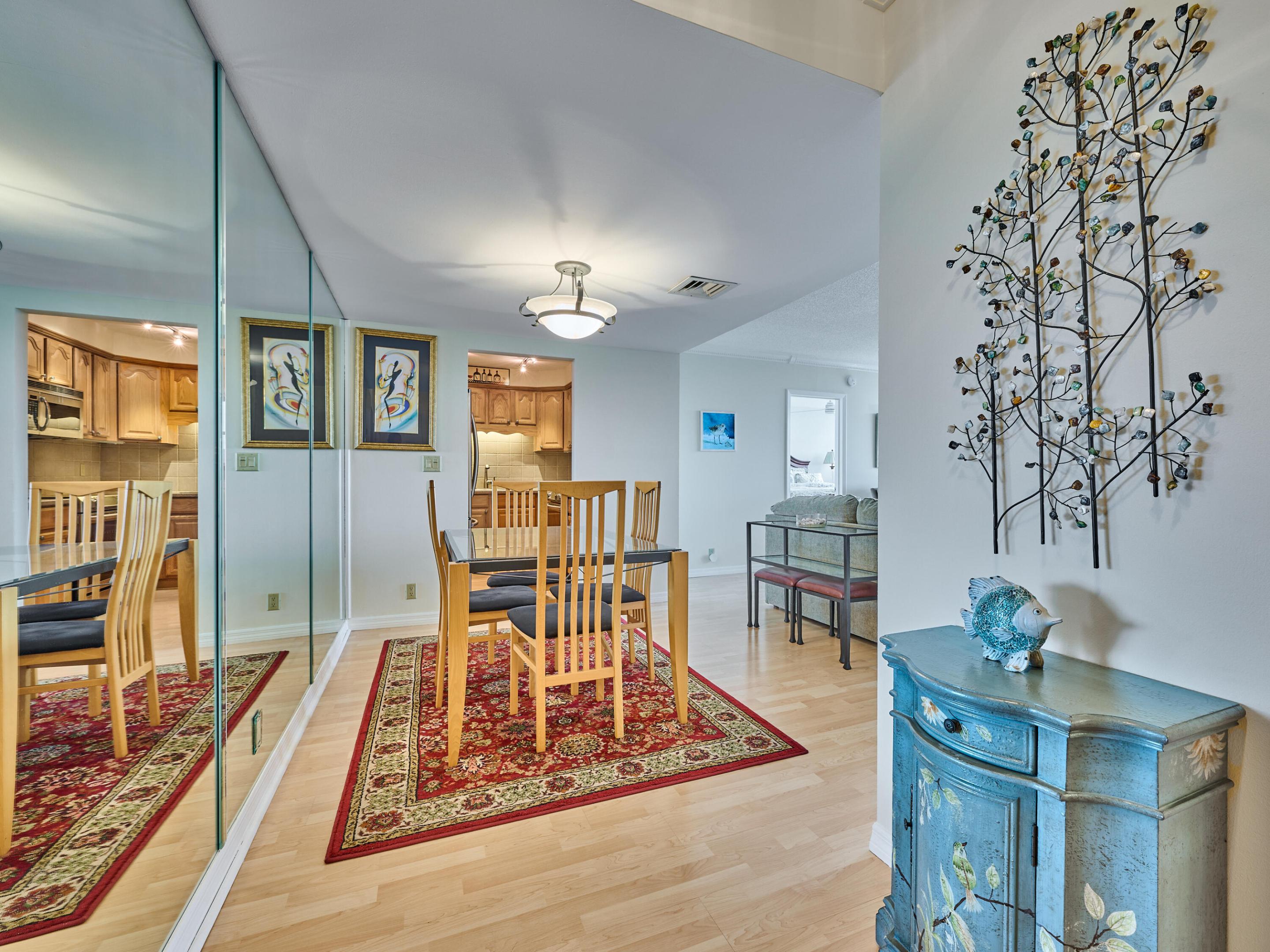 336 Golfview Road 605