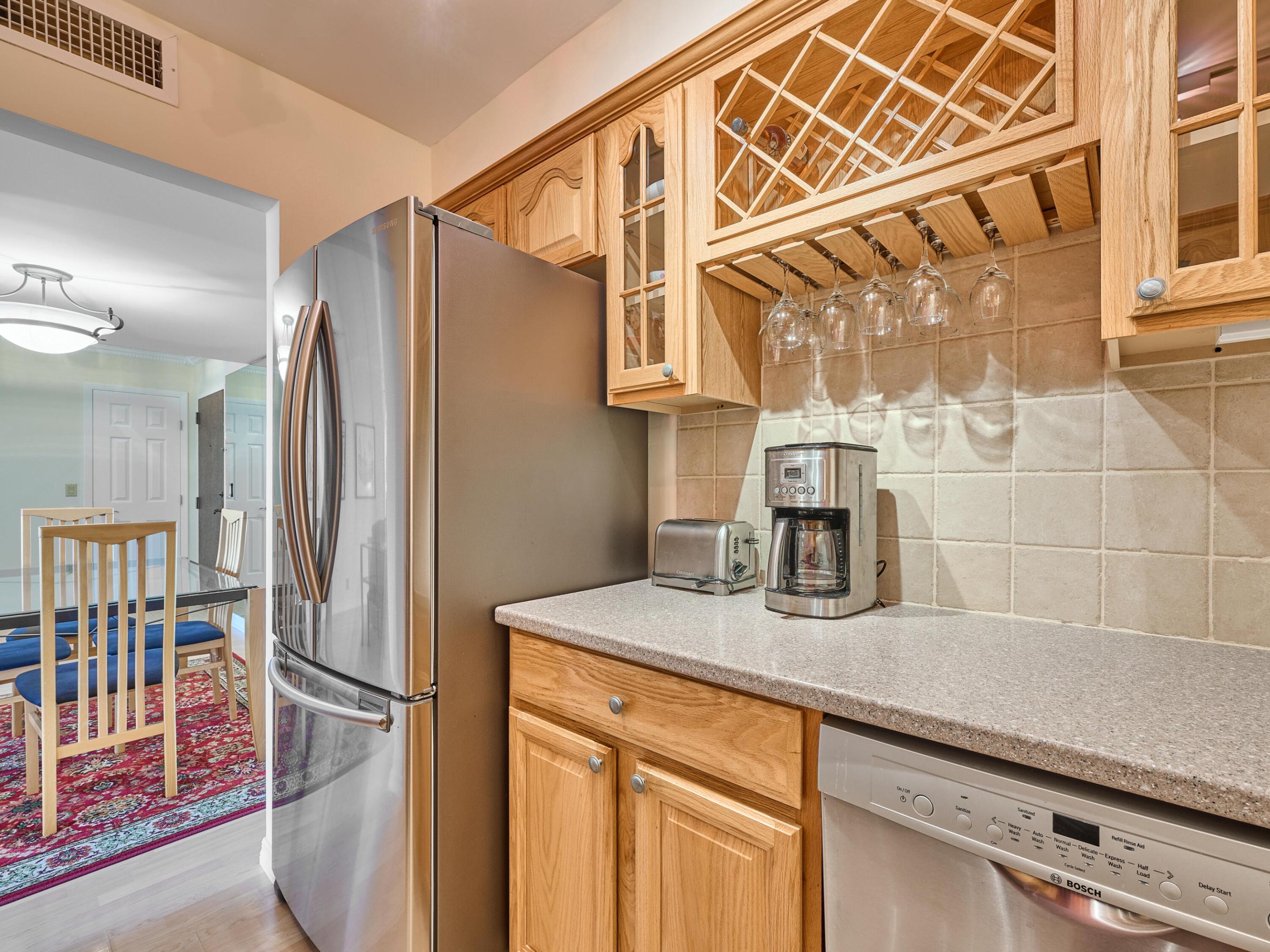 GEMINI CONDO - Residential