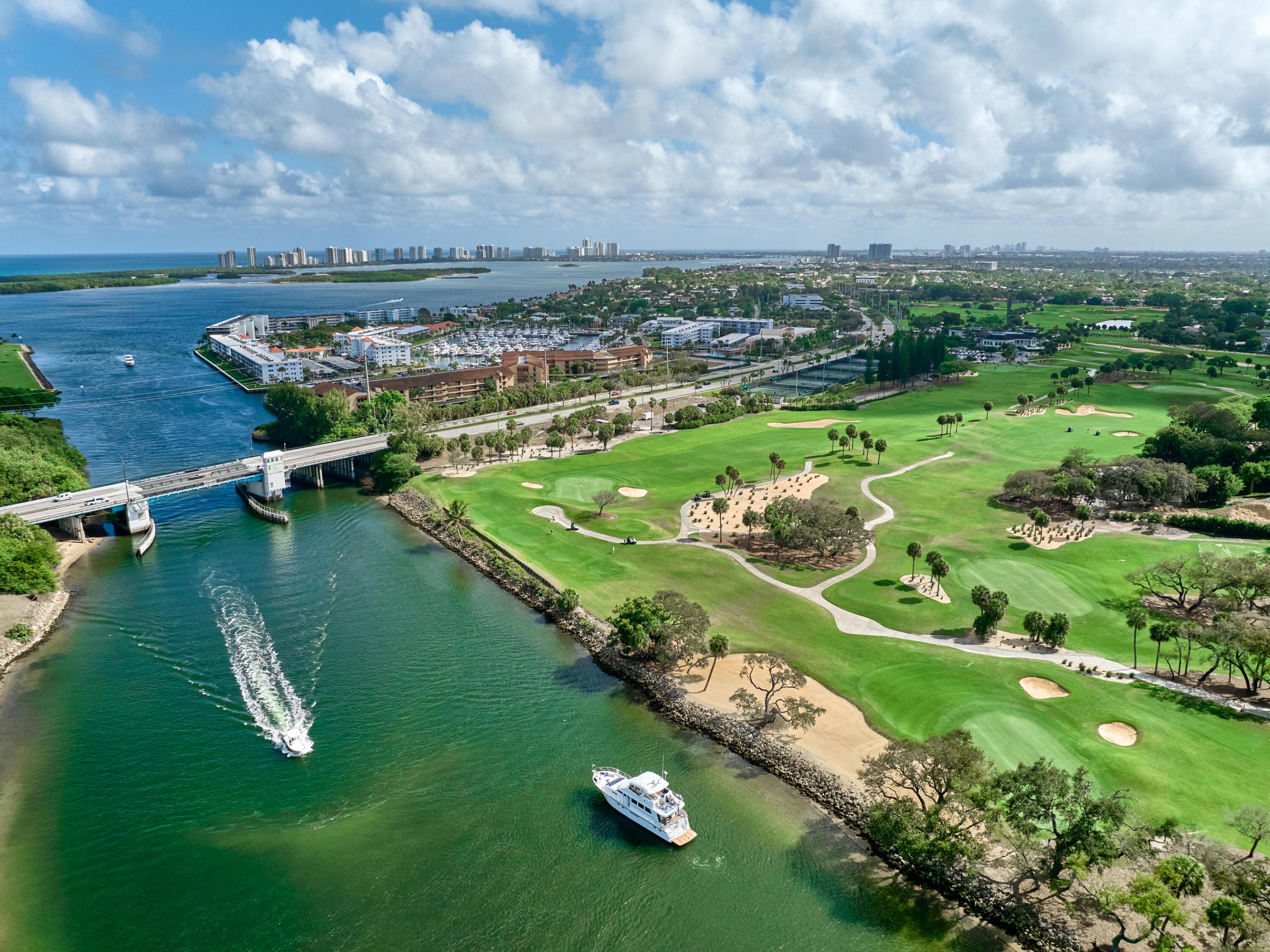 GEMINI CONDO - Residential