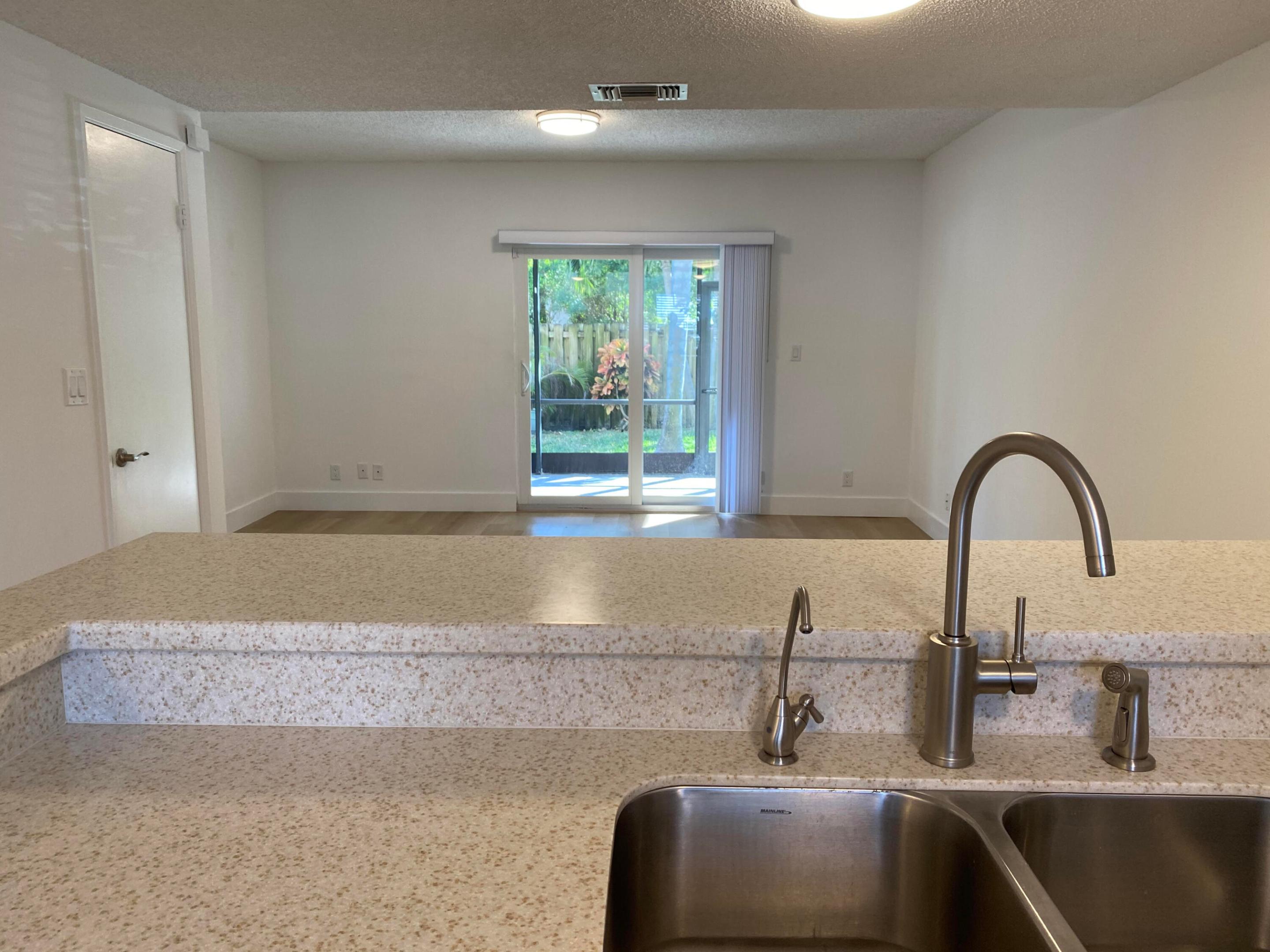 SUN HARBOUR - Residential Lease