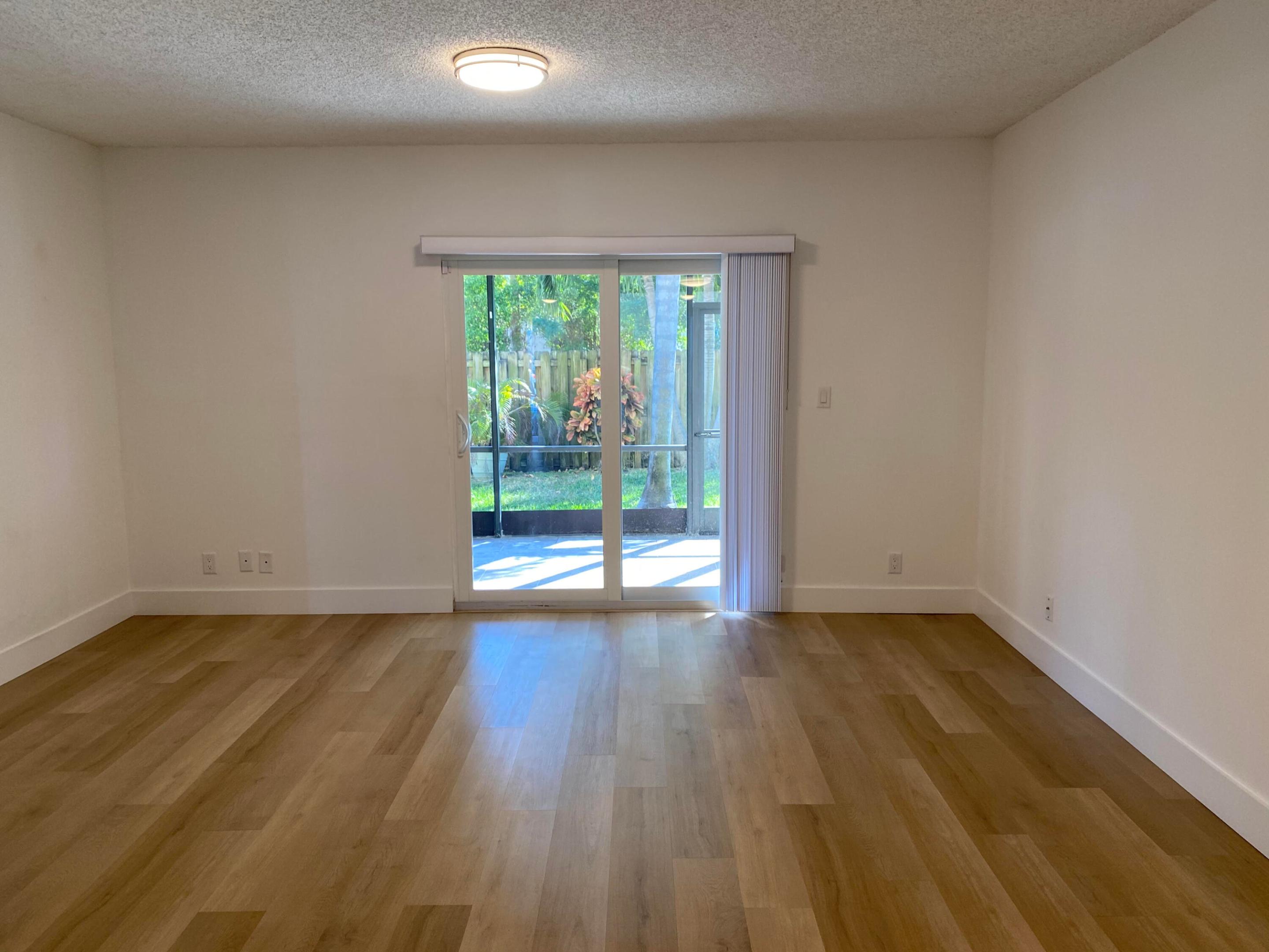 SUN HARBOUR - Residential Lease