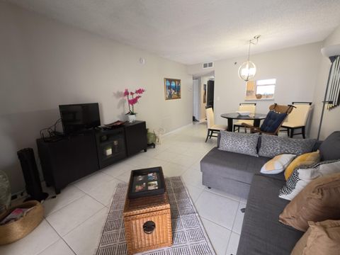 Tiny photo for 4640 W Lucerne Lakes Blvd Blvd W #404, Lake Worth, FL 33467 (MLS # B26020568)