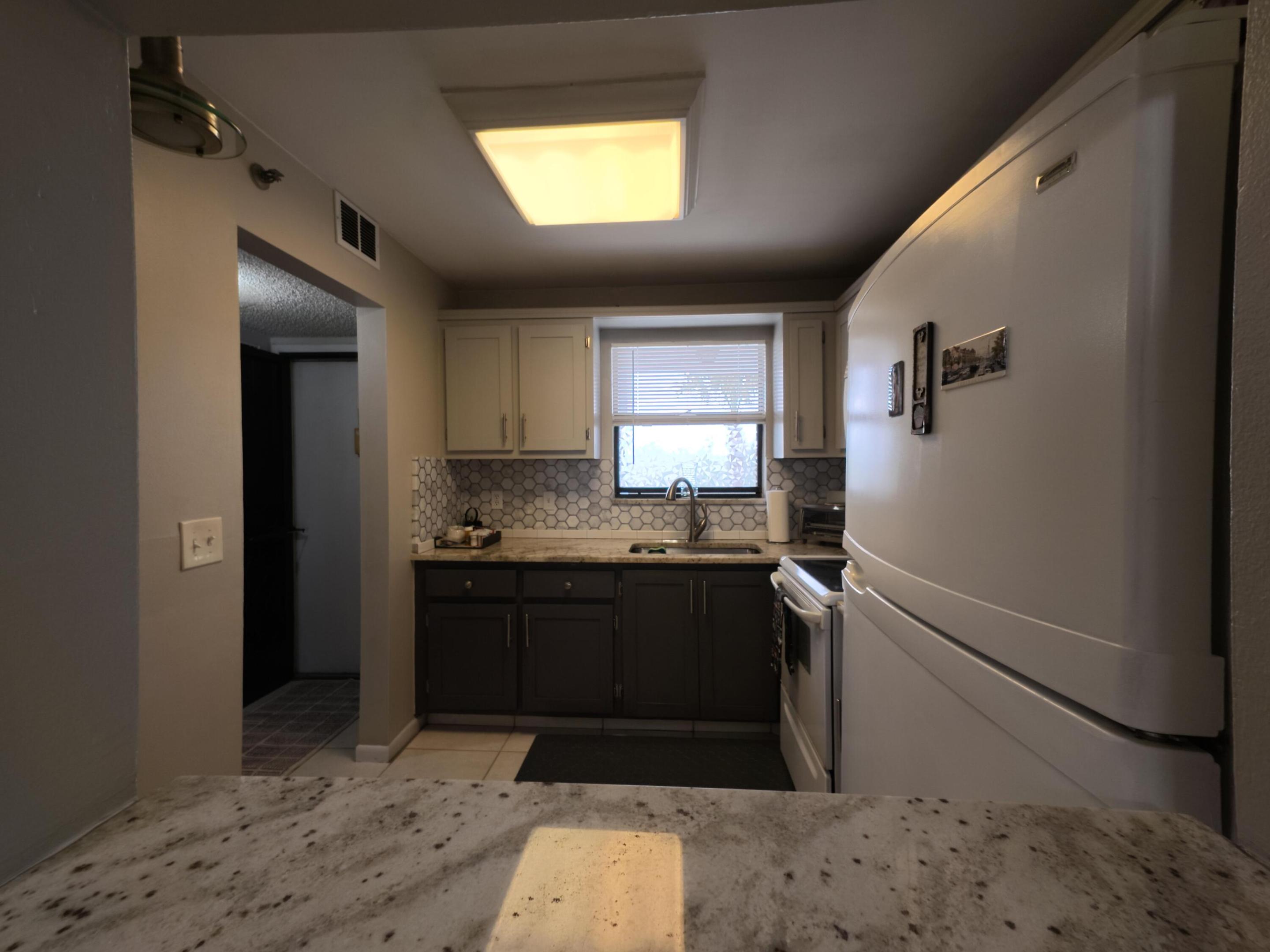 4640 W Lucerne Lakes Blvd W 404