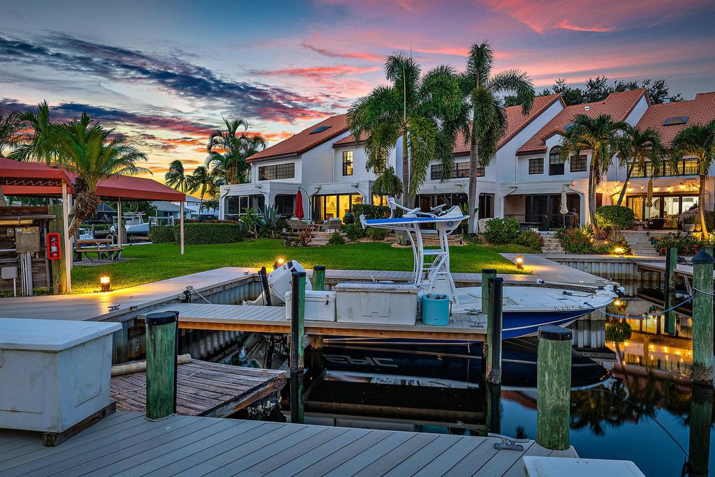 Photo of 2359 Treasure Isle Drive #38, Palm Beach Gardens, FL 33410 (MLS # R10911459)