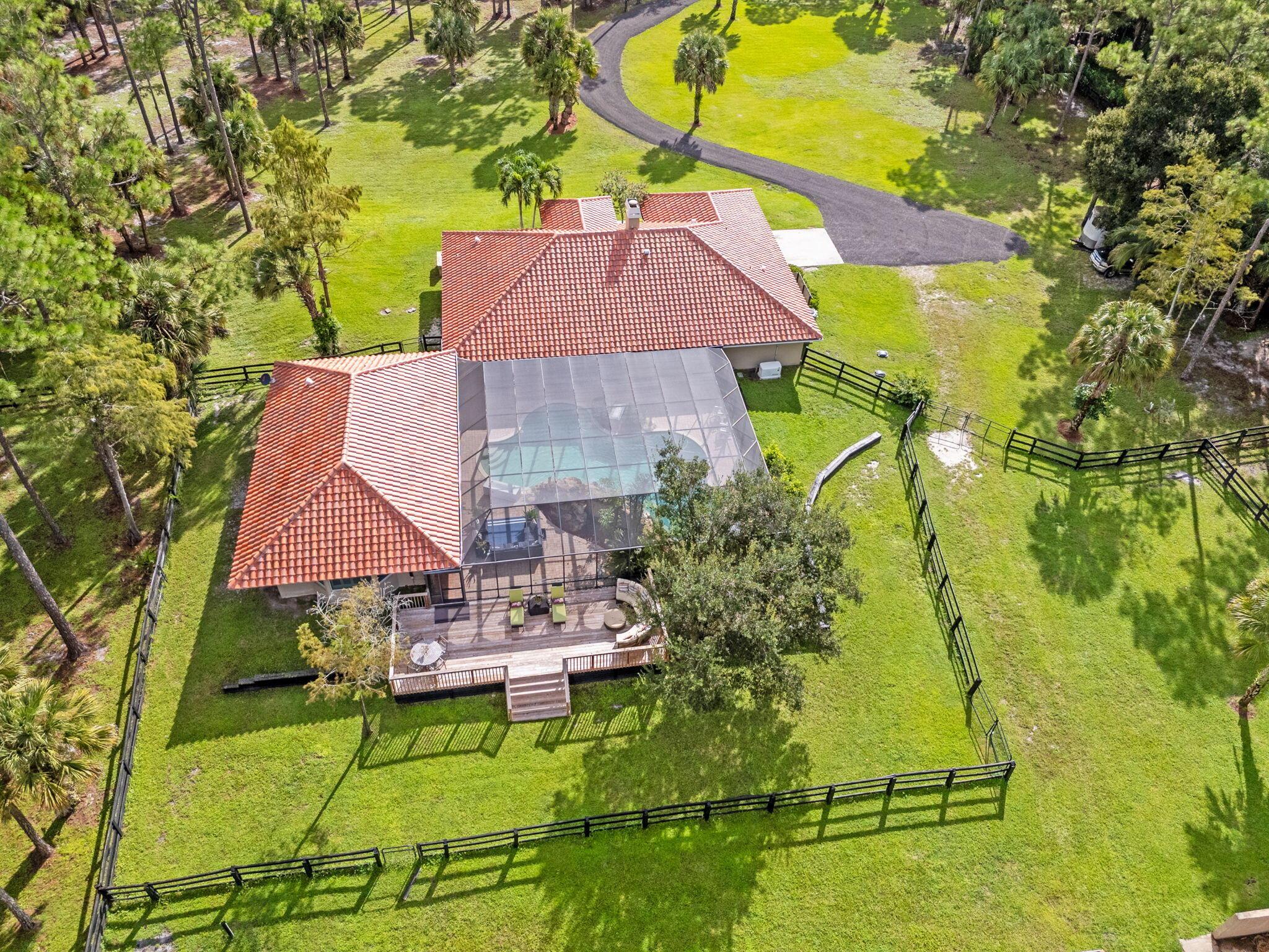 View photos, virtual tours, details... 2559 Palm Deer Drive