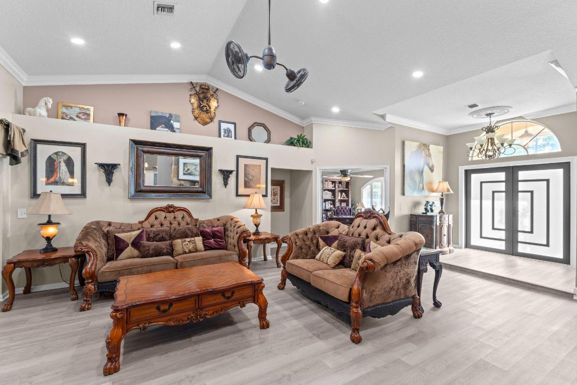 DEER RUN - Residential