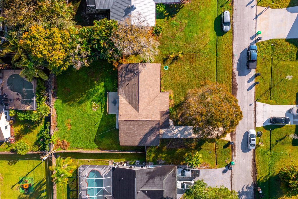 Photo of 121 SW Langfield Avenue, Port Saint Lucie, FL 34984 (MLS # R10946170)