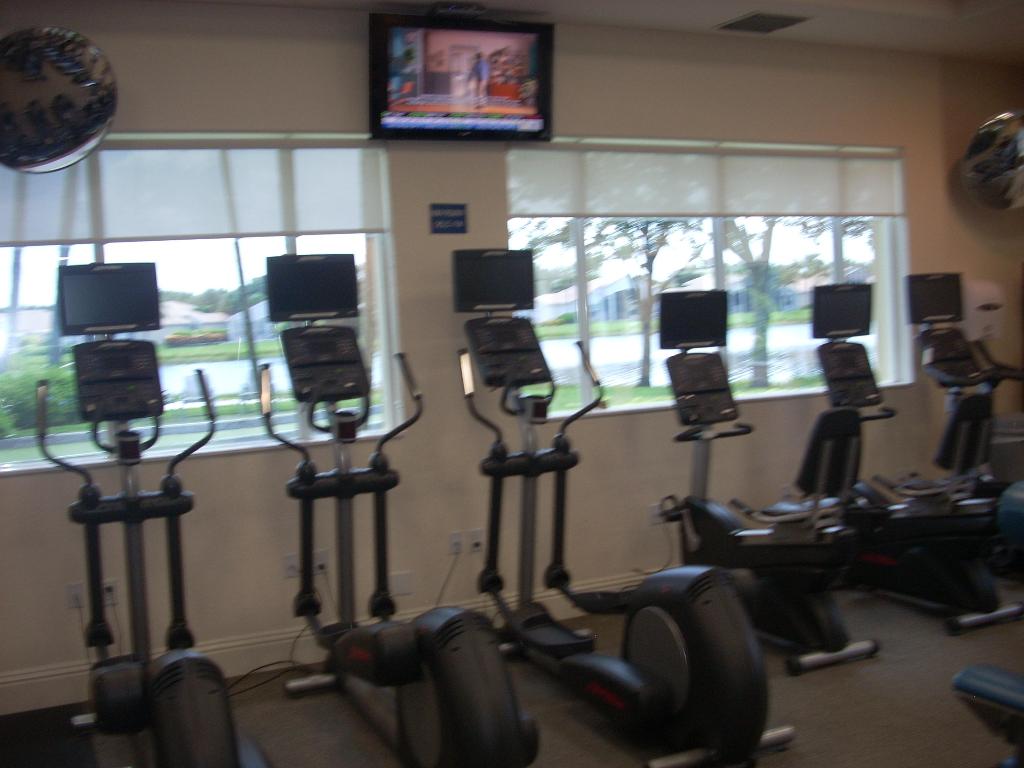 VALENCIA FALLS 7 - Residential