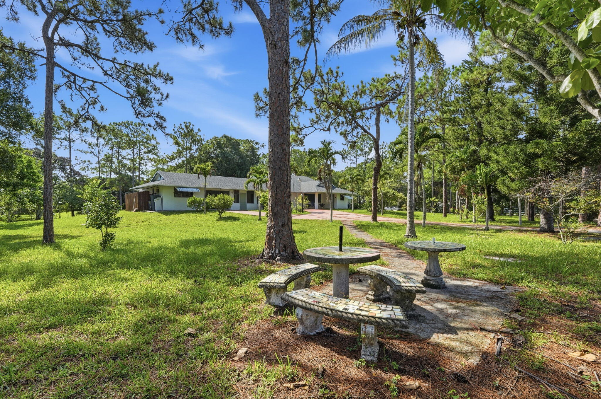 16476 107TH Drive N
