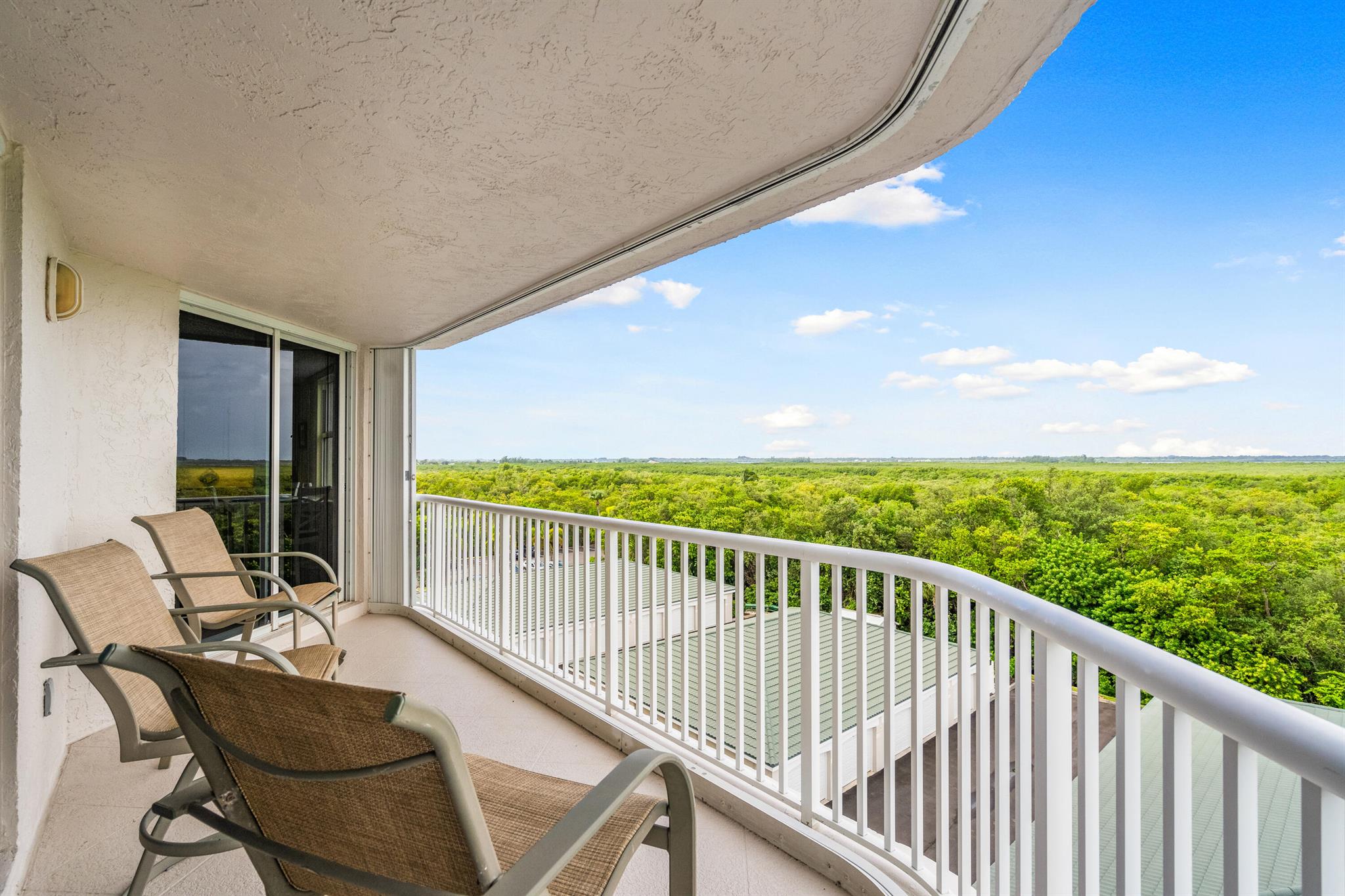 SEABREEZE AT ATLANTIC VIE - Residential