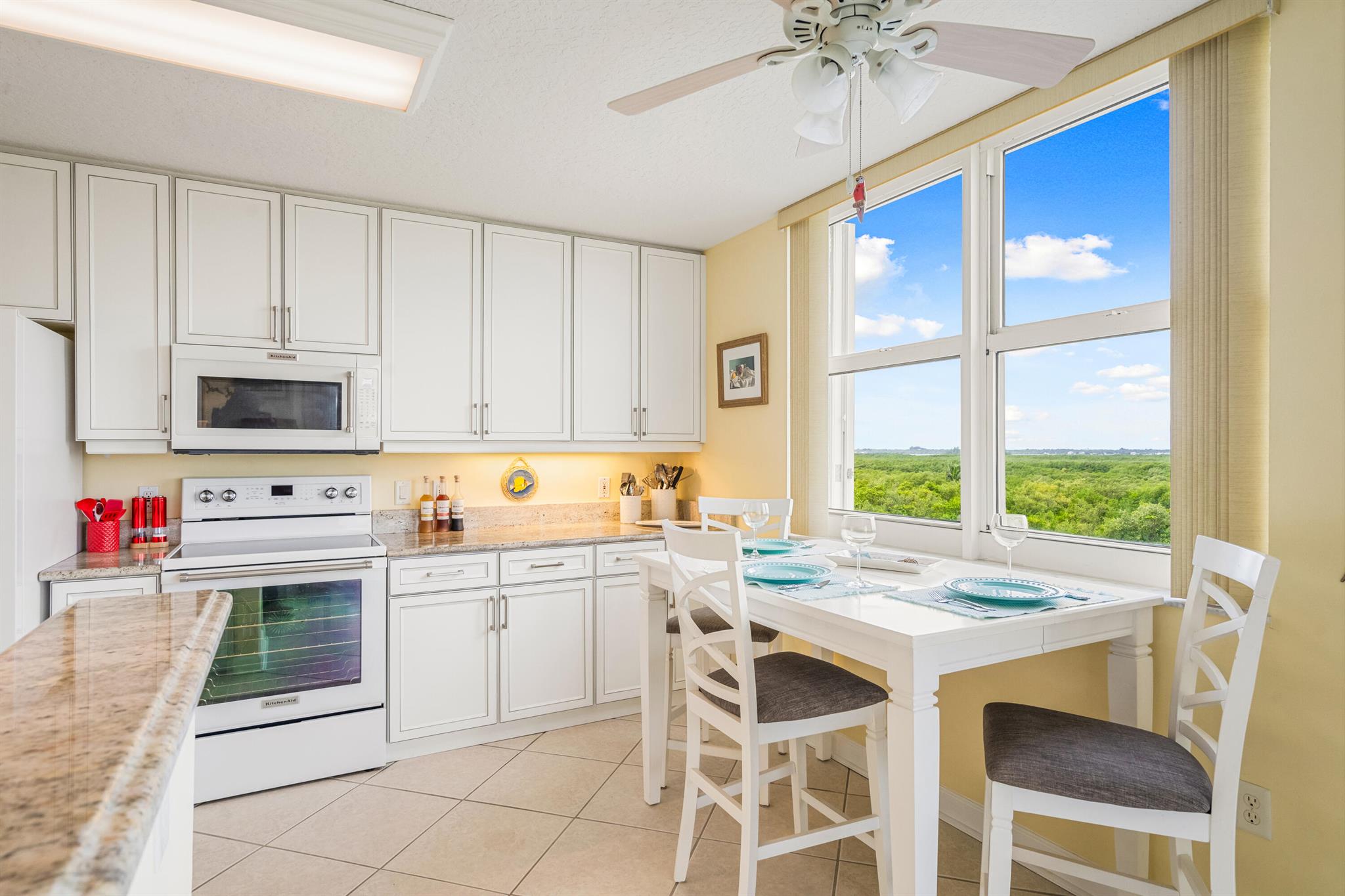 SEABREEZE AT ATLANTIC VIE - Residential