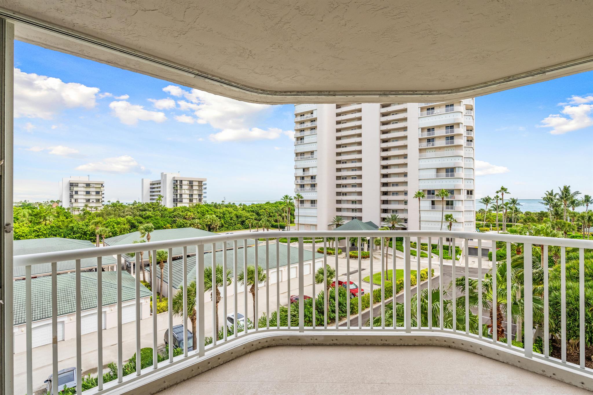 SEABREEZE AT ATLANTIC VIE - Residential