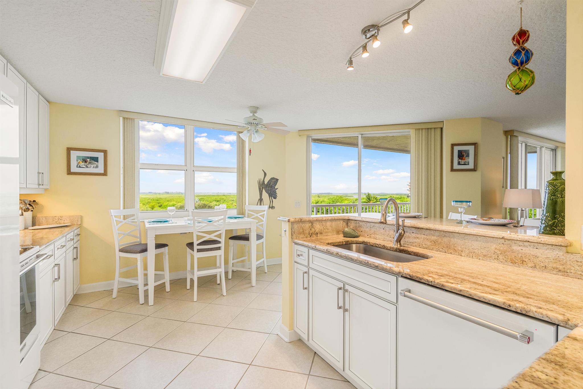 SEABREEZE AT ATLANTIC VIE - Residential