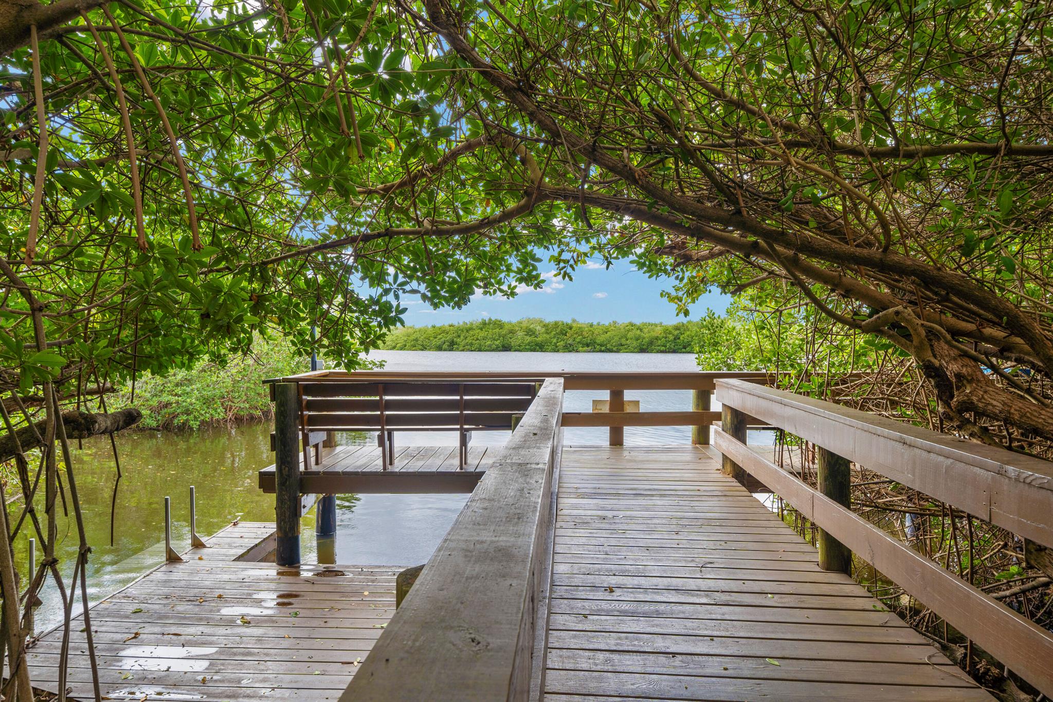 SEABREEZE AT ATLANTIC VIE - Residential