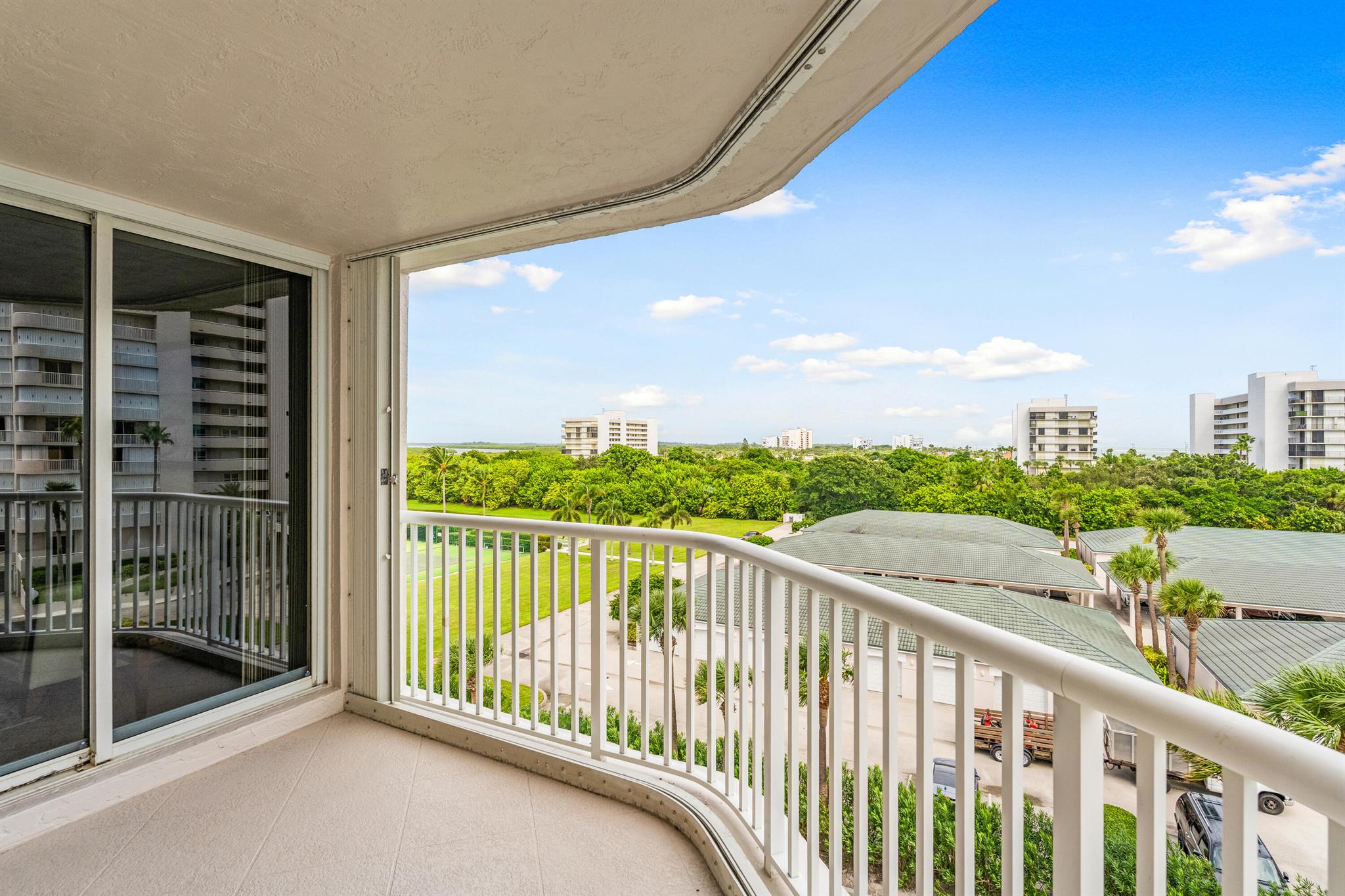 SEABREEZE AT ATLANTIC VIE - Residential