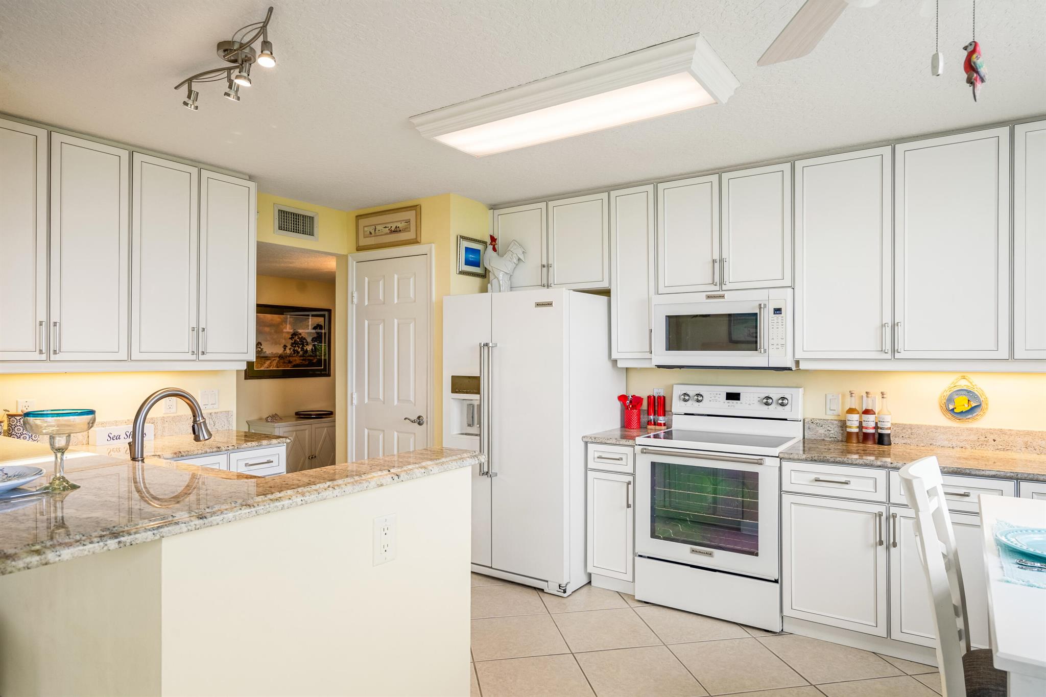 SEABREEZE AT ATLANTIC VIE - Residential