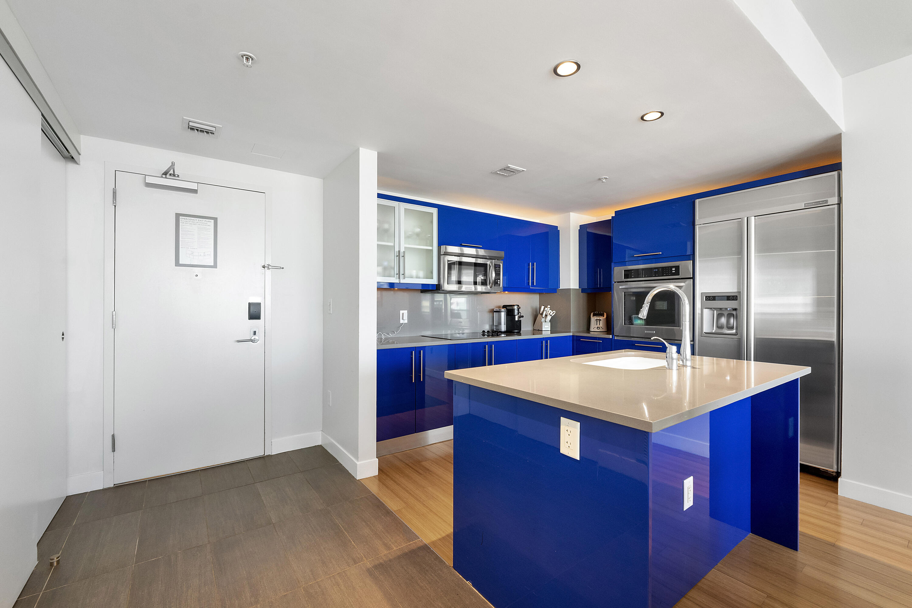 FORT LAUDERDALE RESIDENCES CONDO - Residential Lease