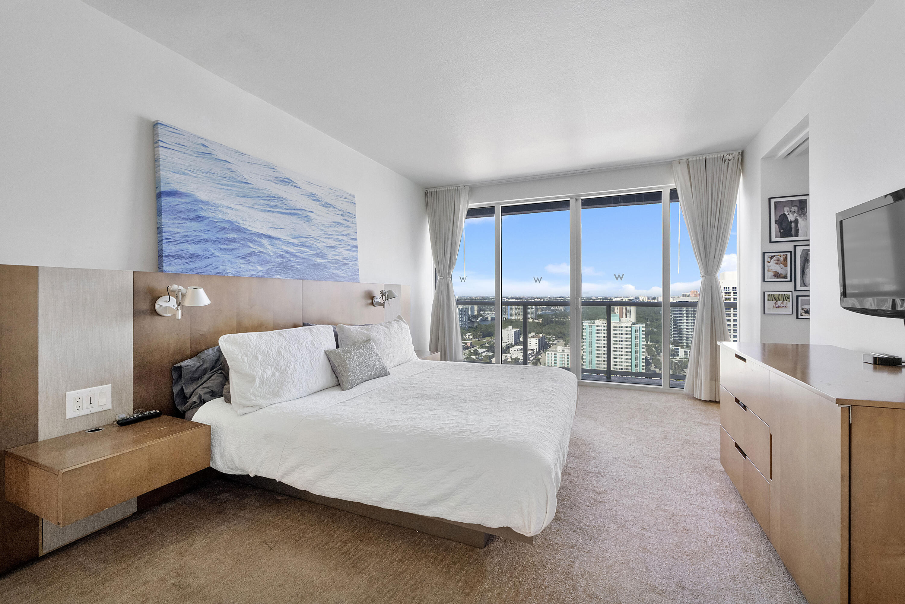 FORT LAUDERDALE RESIDENCES CONDO - Residential Lease