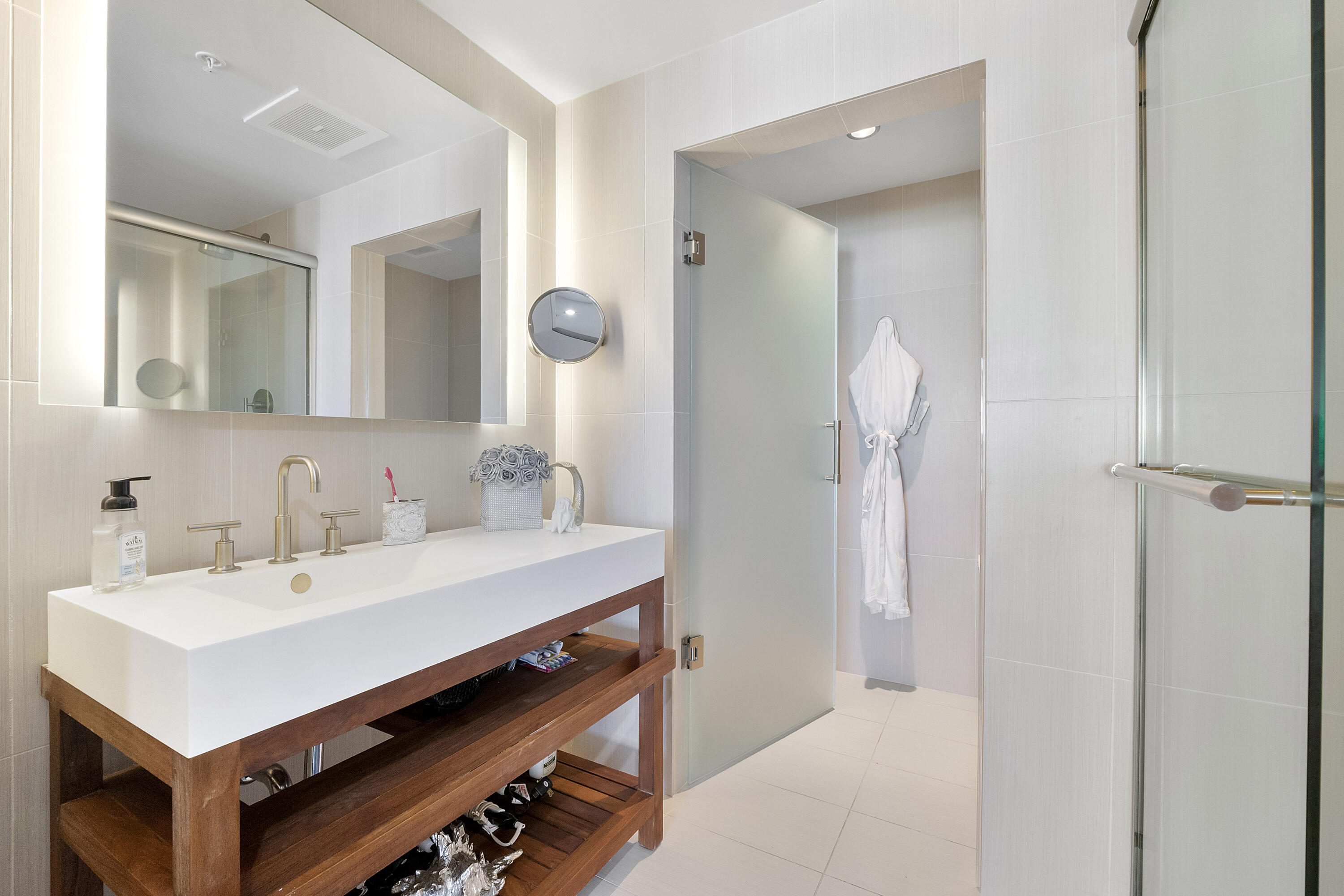 FORT LAUDERDALE RESIDENCES CONDO - Residential Lease