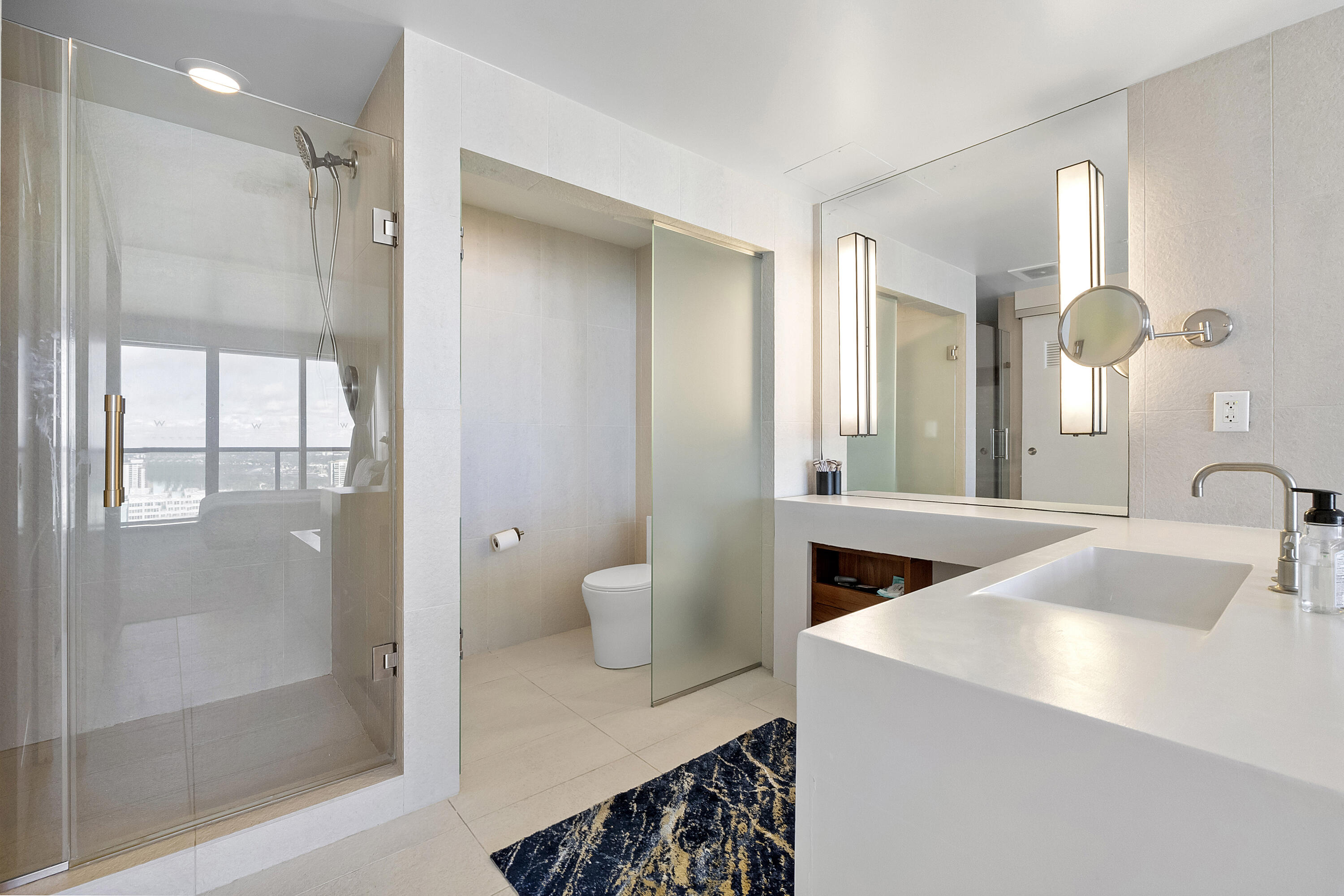 FORT LAUDERDALE RESIDENCES CONDO - Residential Lease