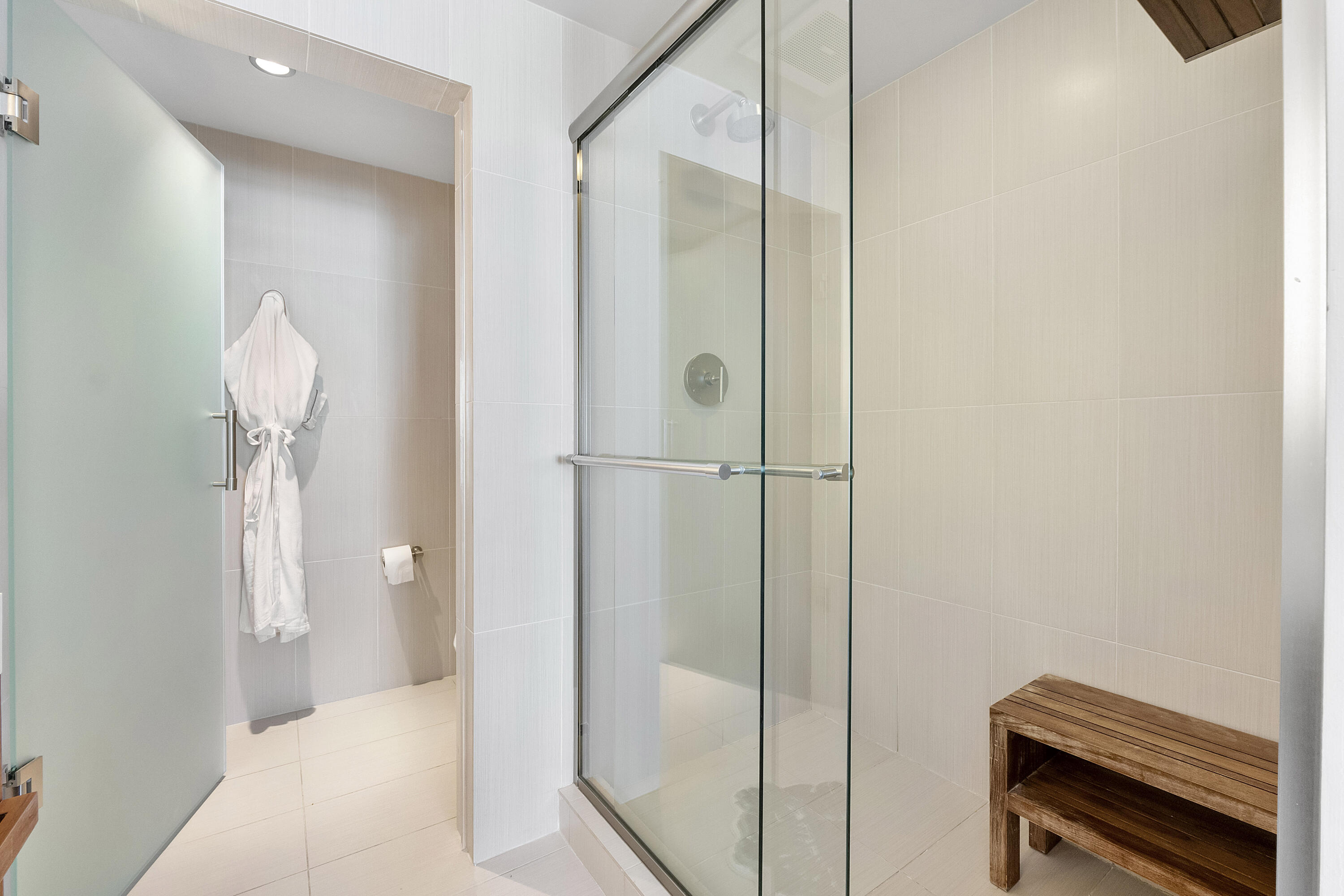 FORT LAUDERDALE RESIDENCES CONDO - Residential Lease