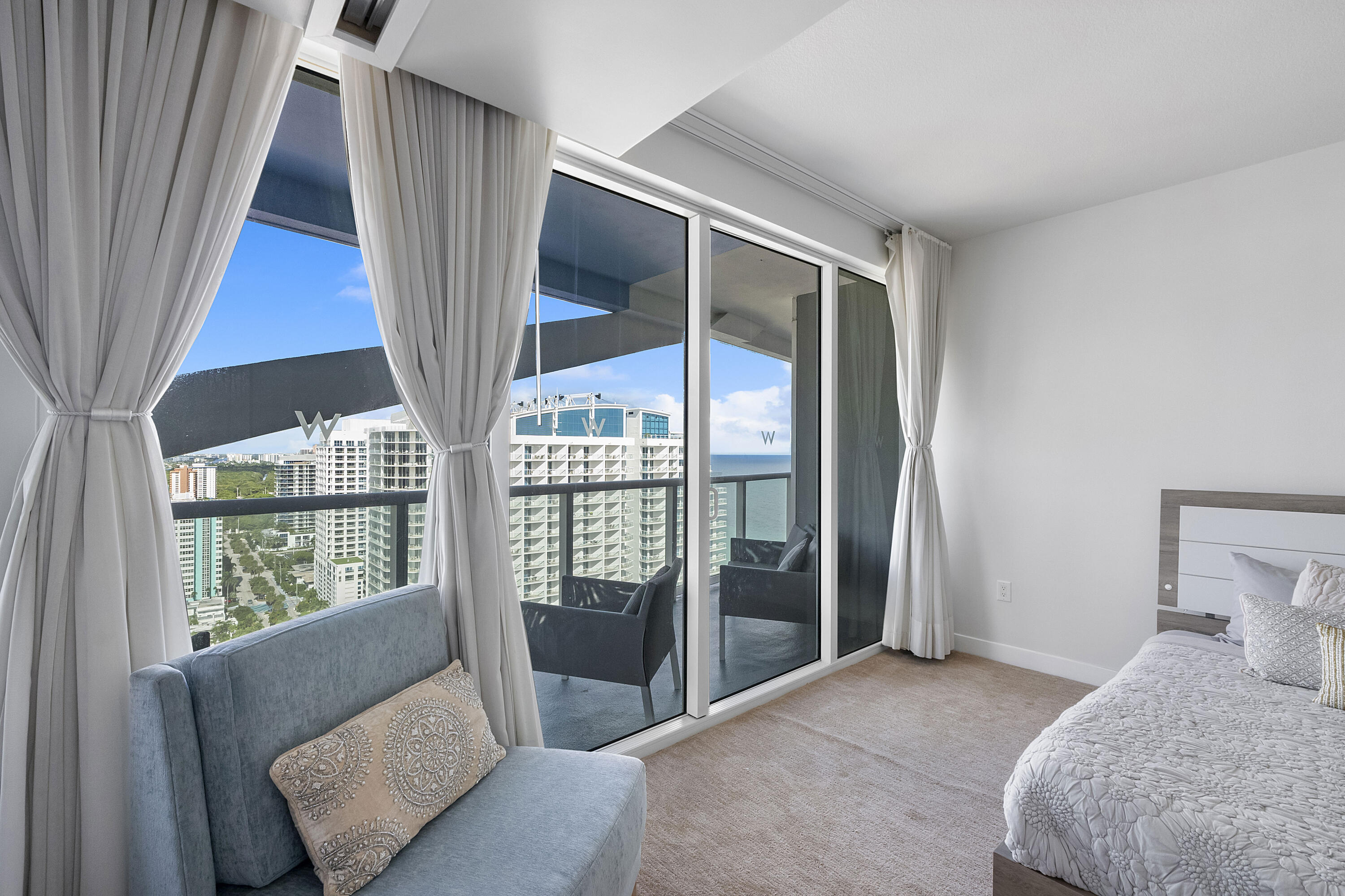 FORT LAUDERDALE RESIDENCES CONDO - Residential Lease