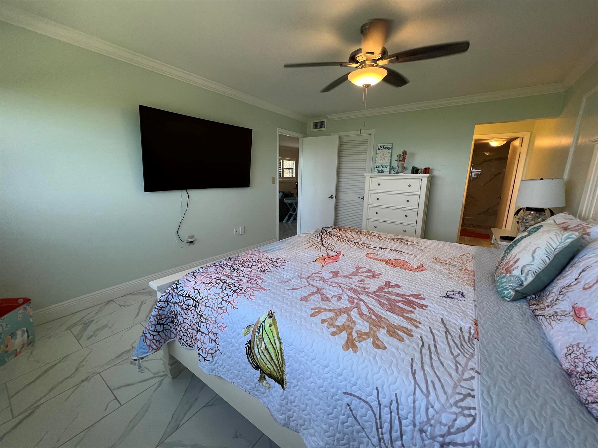 SAND DOLLAR VILLAS CONDOM - Residential Lease