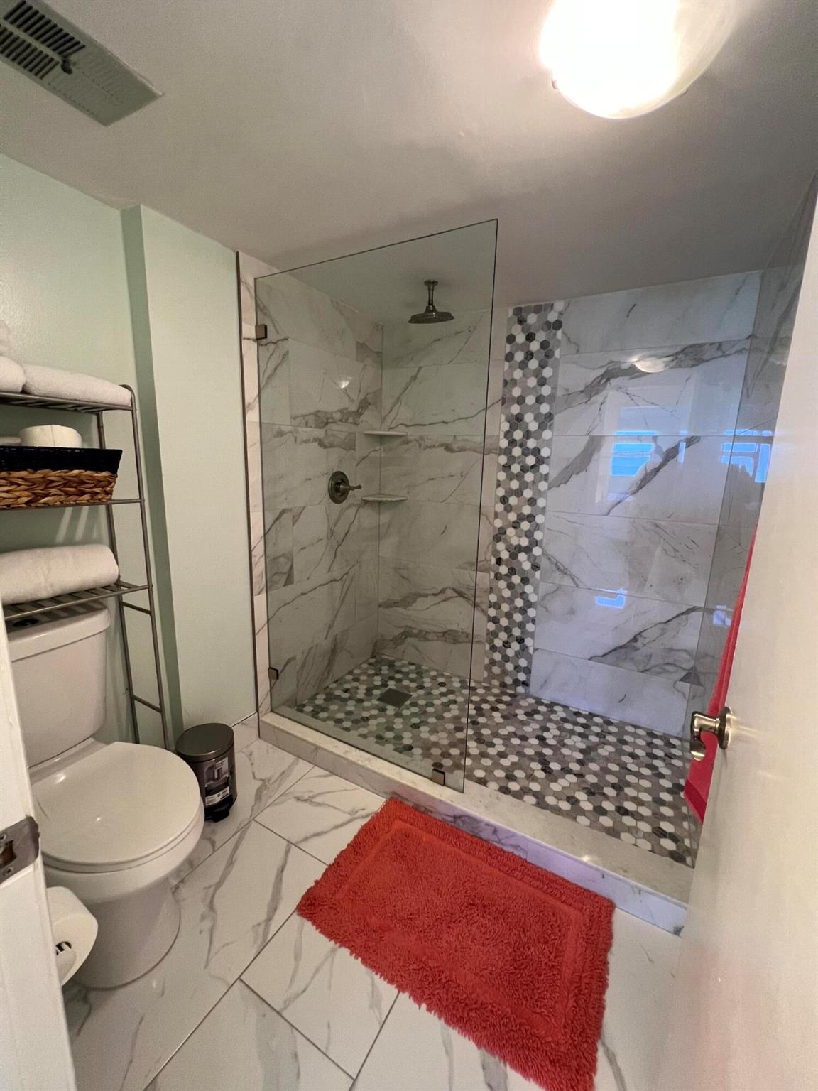 SAND DOLLAR VILLAS CONDOM - Residential Lease