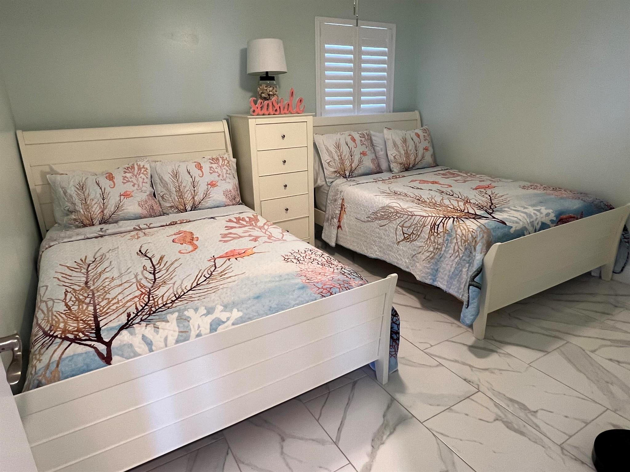 SAND DOLLAR VILLAS CONDOM - Residential Lease