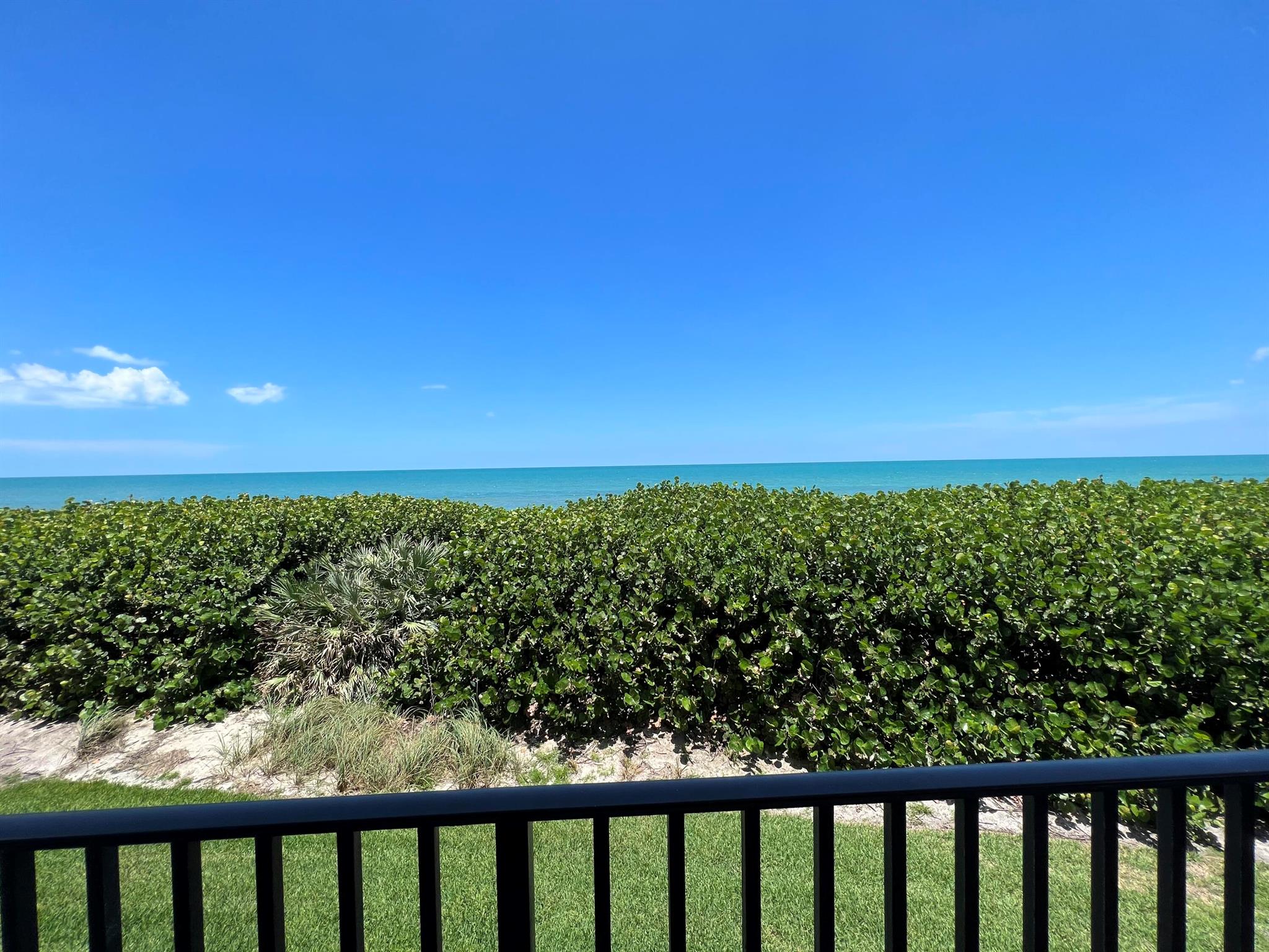 SAND DOLLAR VILLAS CONDOM - Residential Lease