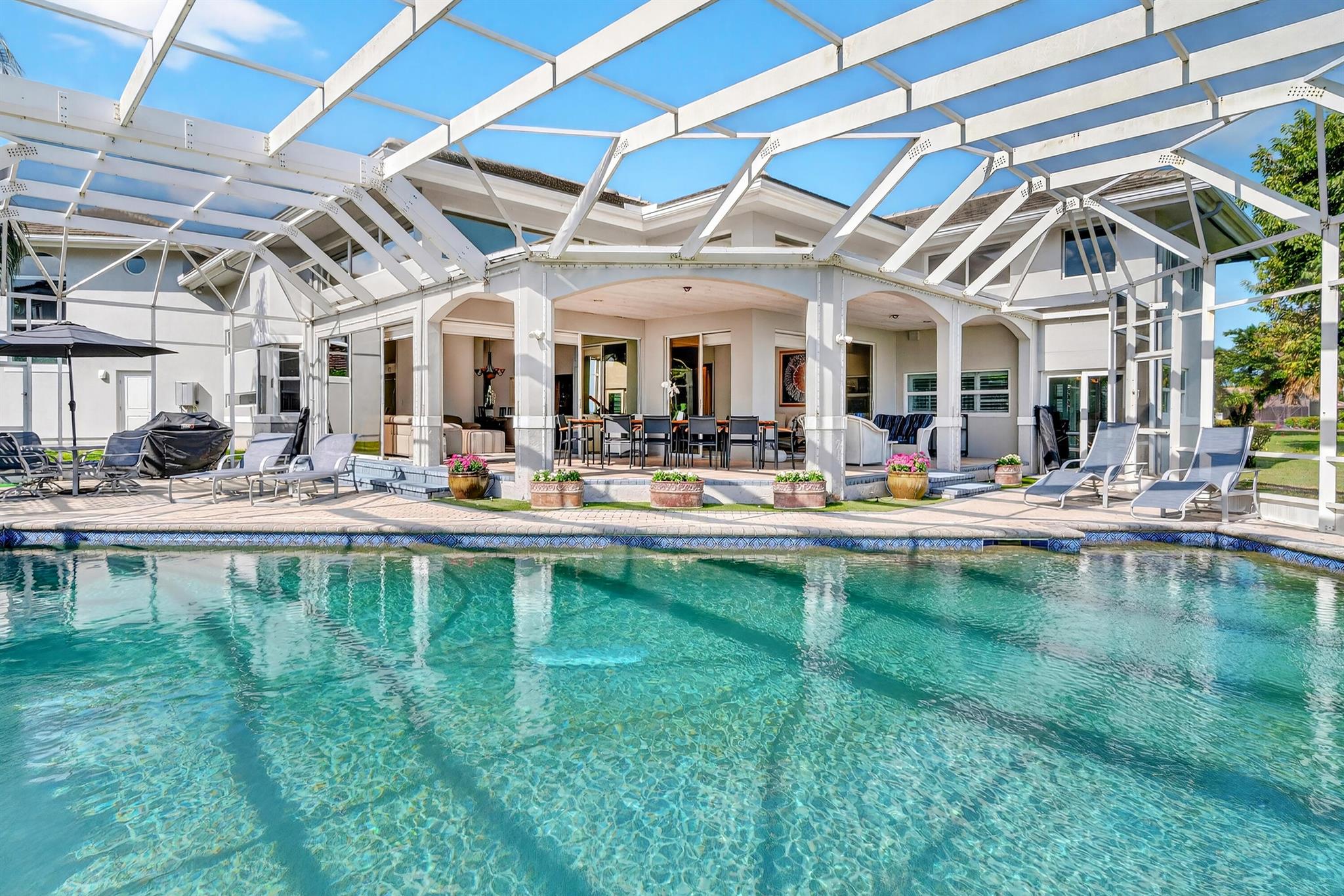 PRESIDENT COUNTRY CLUB PL - Residential