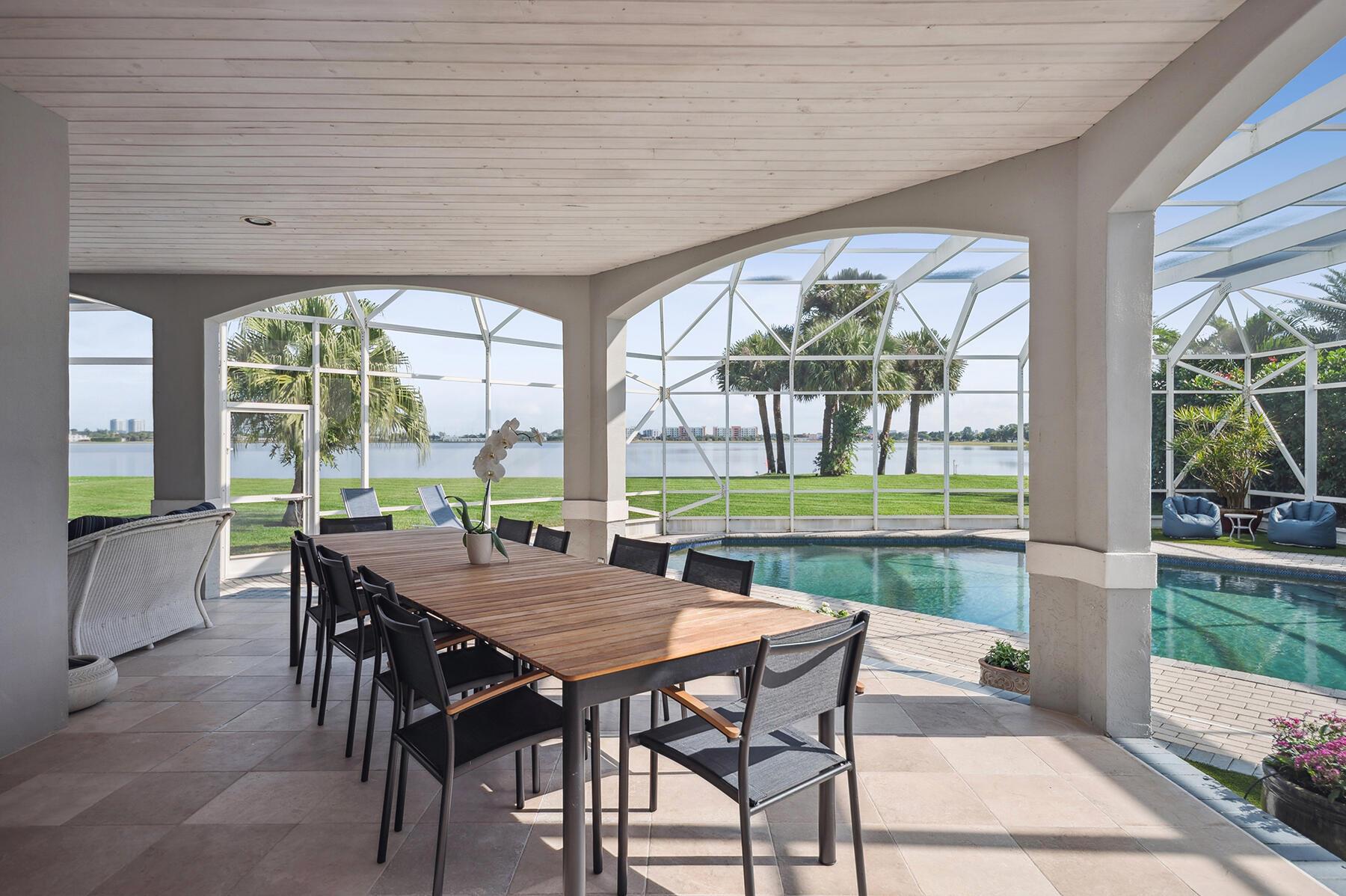 PRESIDENT COUNTRY CLUB PL - Residential