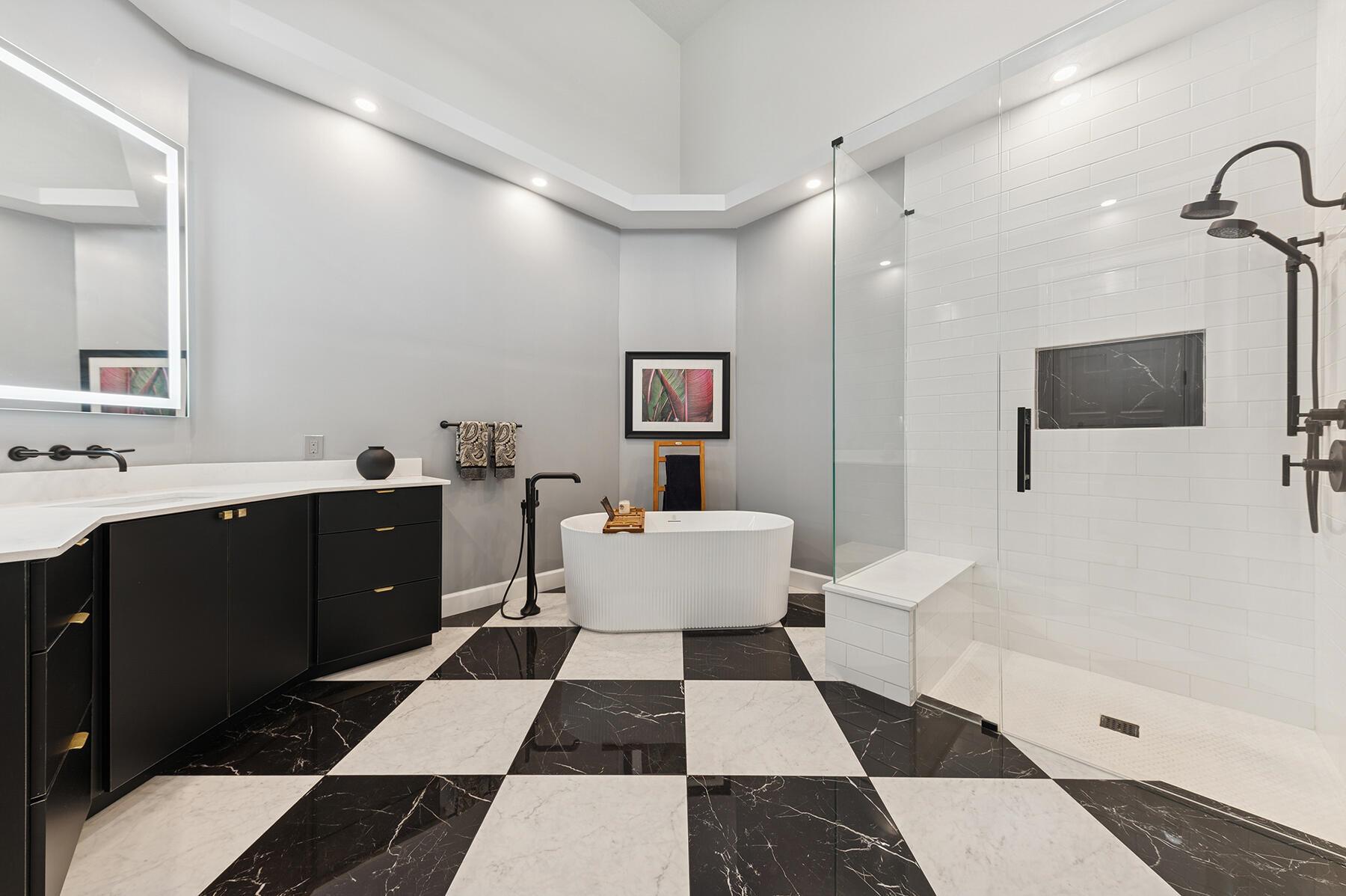 PRESIDENT COUNTRY CLUB PL - Residential