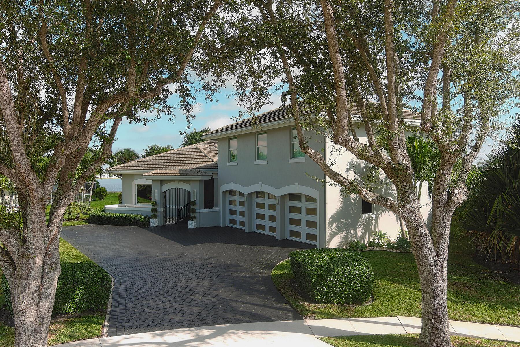 PRESIDENT COUNTRY CLUB PL - Residential