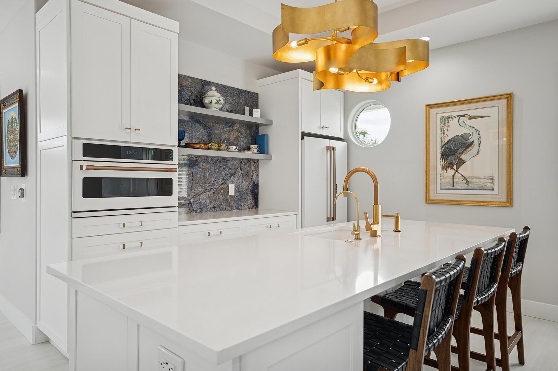 PRESIDENT COUNTRY CLUB PL - Residential