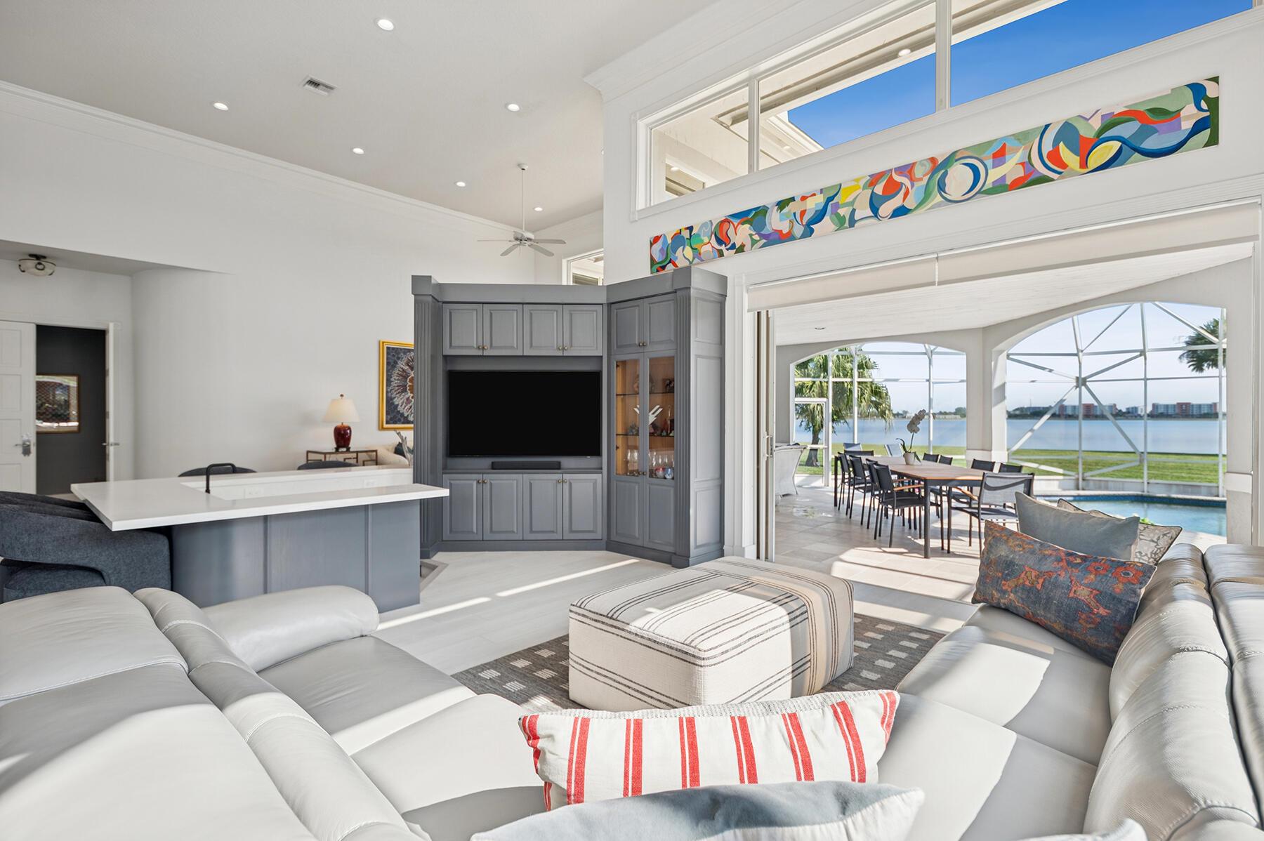 PRESIDENT COUNTRY CLUB PL - Residential