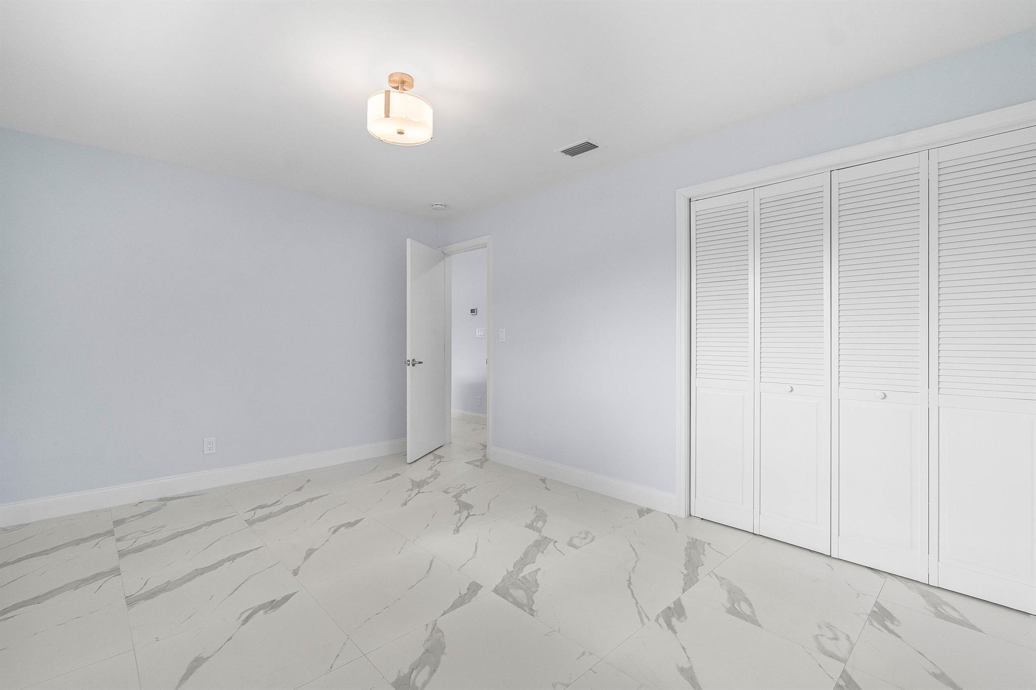 CONFERENCE RIDGE - Residential