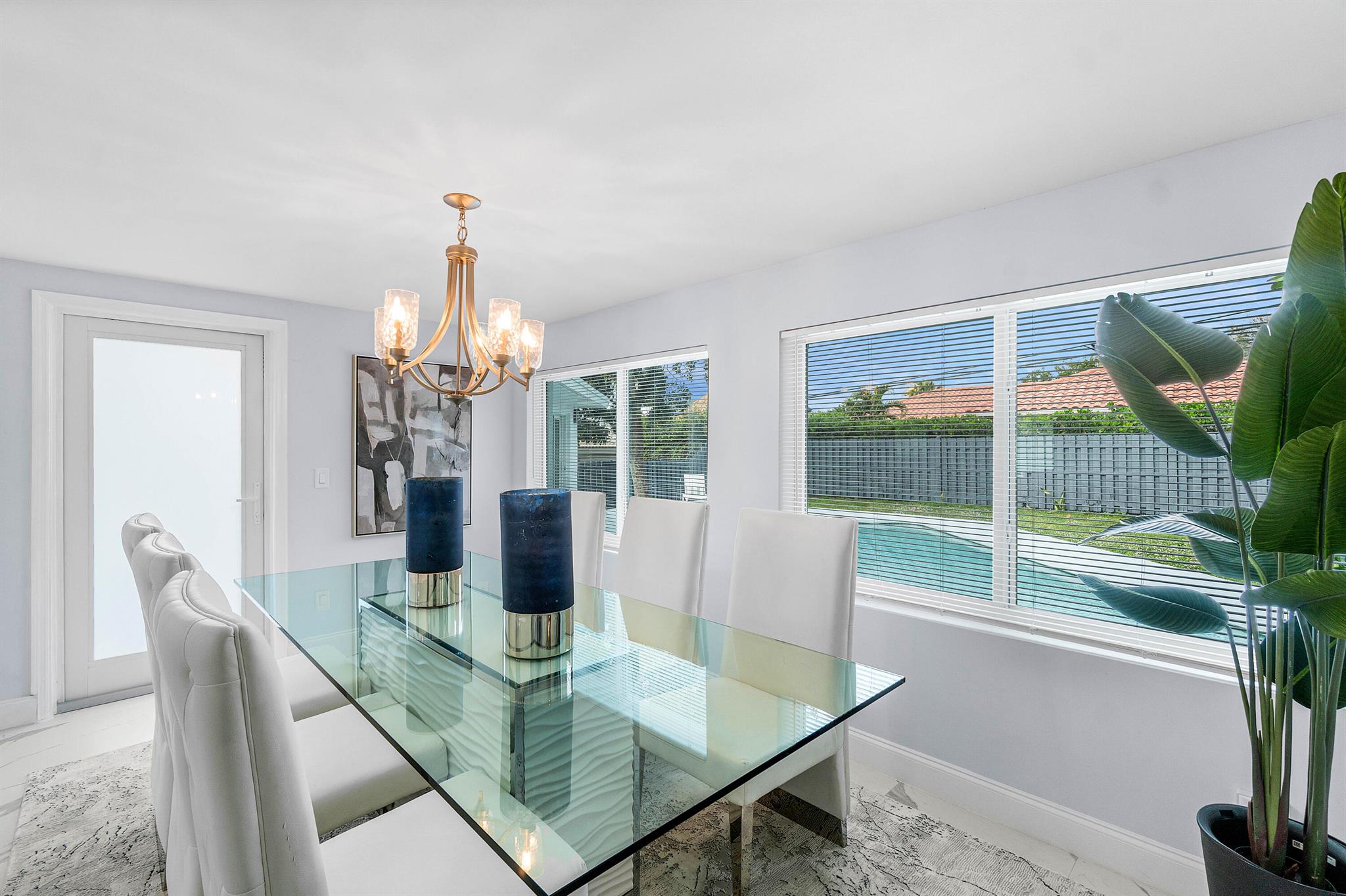 CONFERENCE RIDGE - Residential