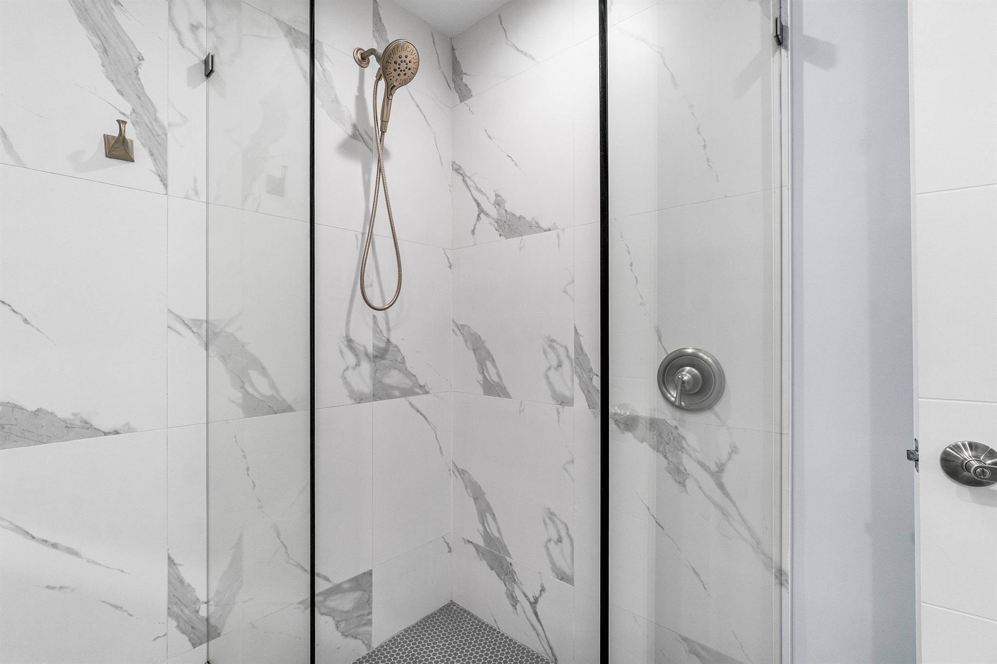 CONFERENCE RIDGE - Residential