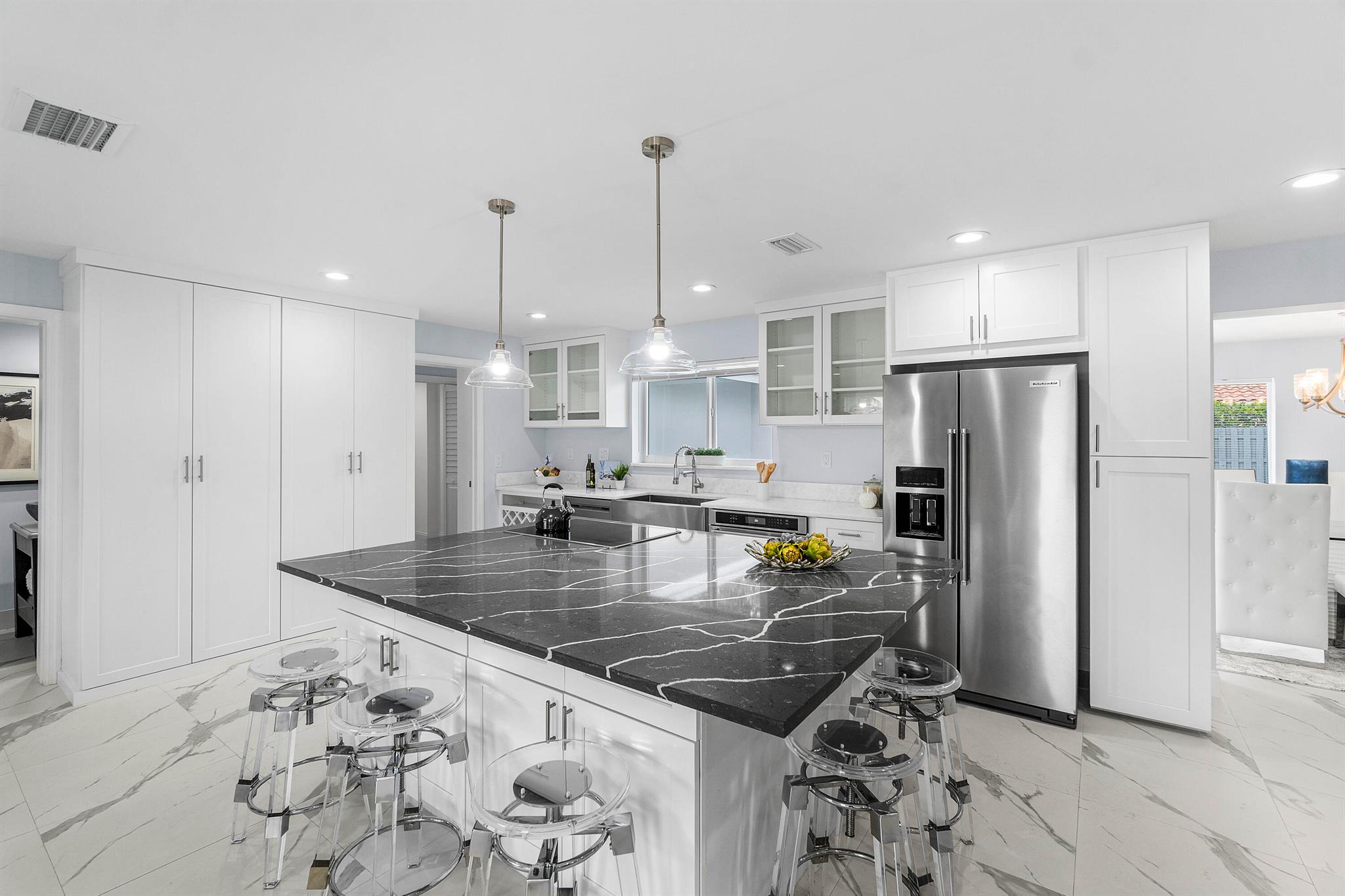 CONFERENCE RIDGE - Residential