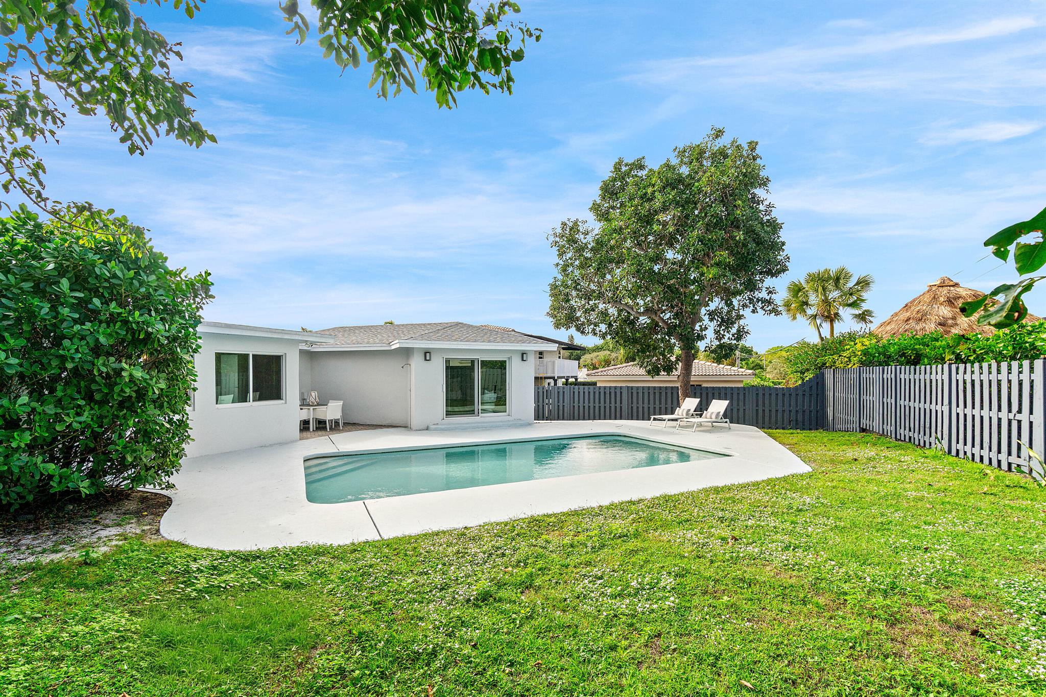 CONFERENCE RIDGE - Residential