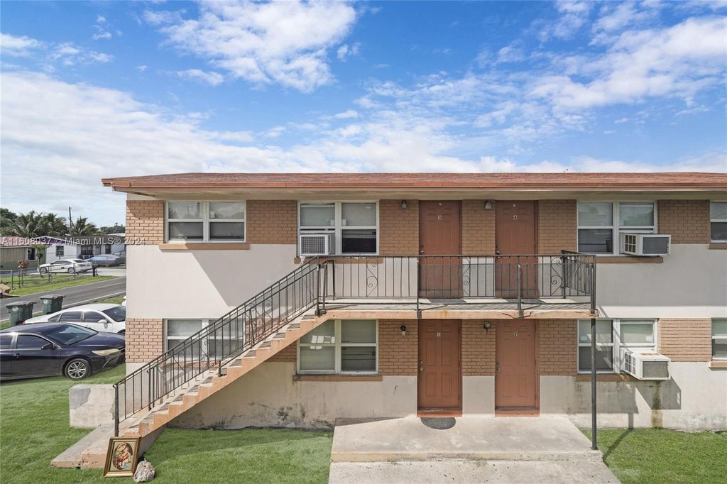 Photo of 628 SW 4th Street, Belle Glade, FL 33430 (MLS # B26006673)