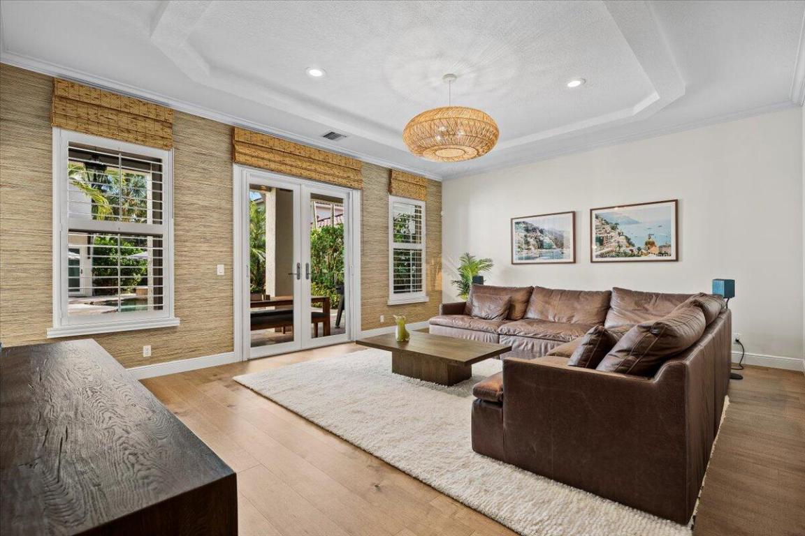 VALENCIA AT ABACOA - Residential