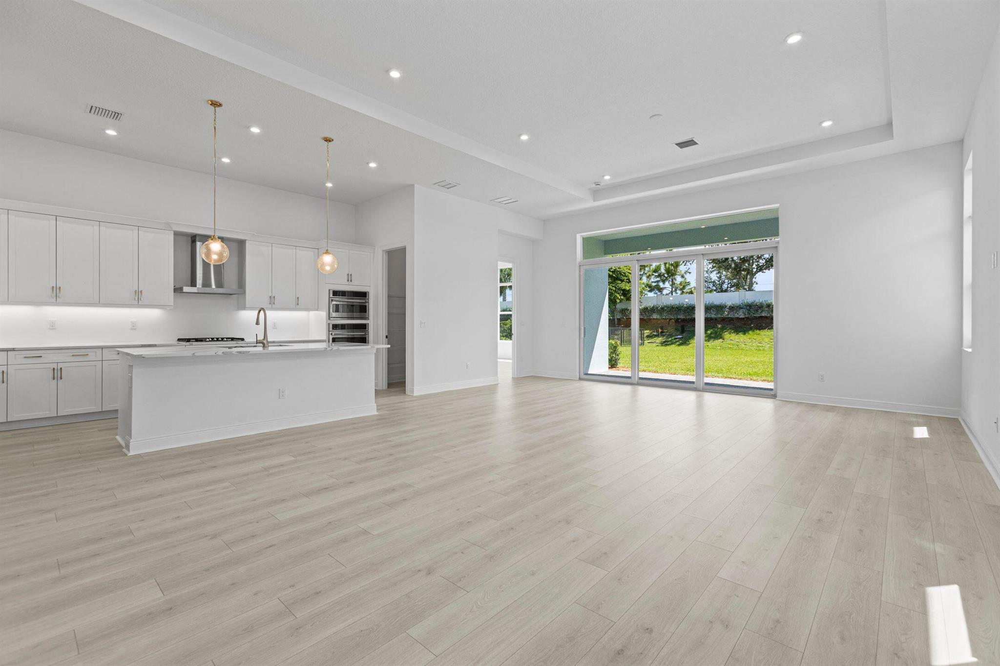 VERANDA ESTATES PHASE 1 - Residential
