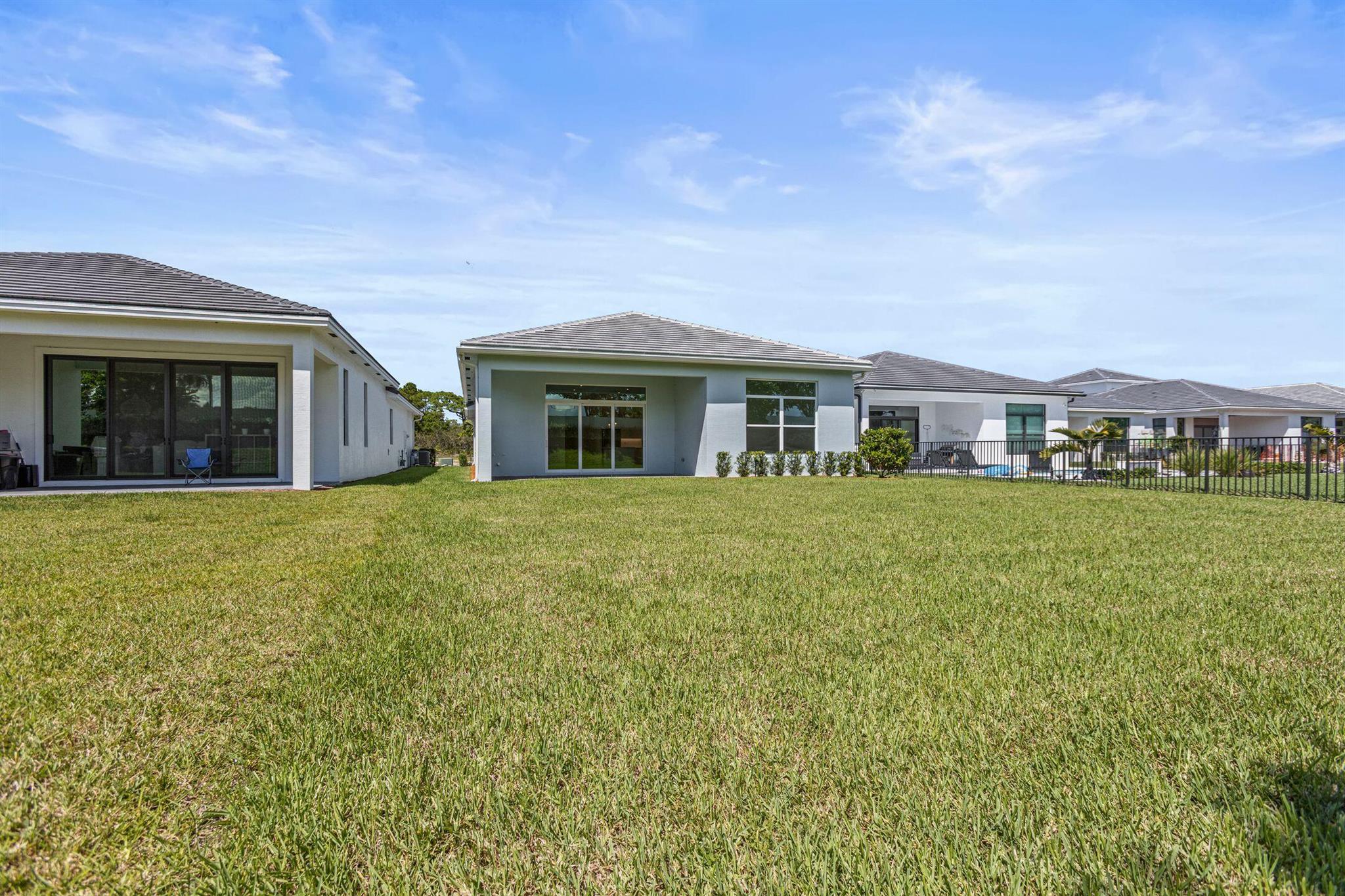 VERANDA ESTATES PHASE 1 - Residential