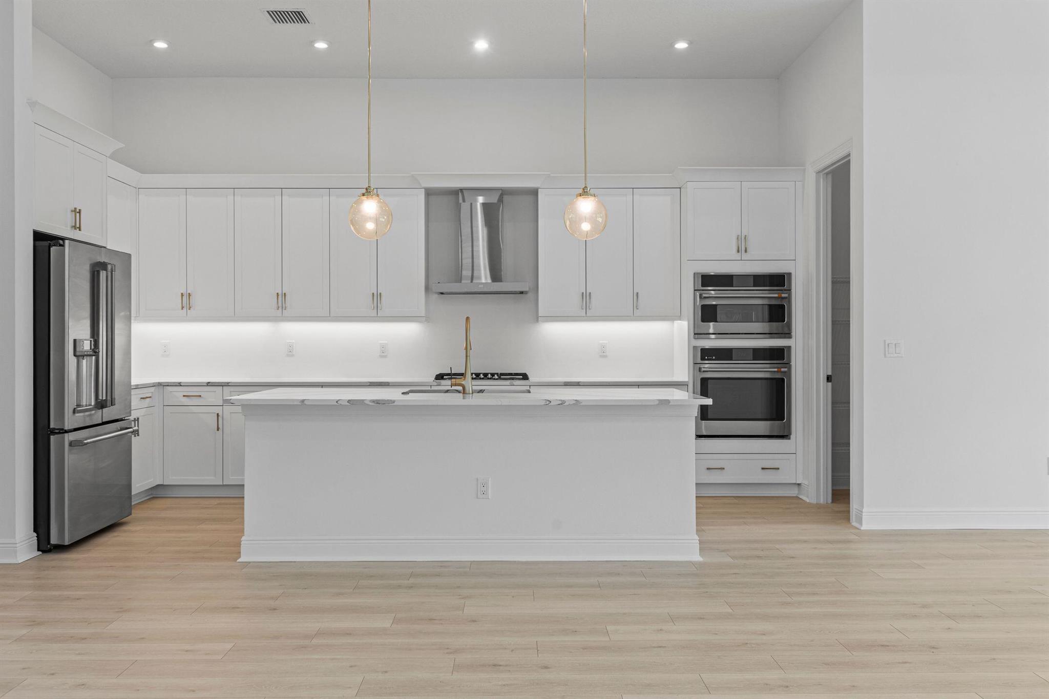 VERANDA ESTATES PHASE 1 - Residential