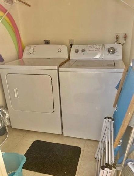 Kings Point Burgundy A-Q - Residential Lease