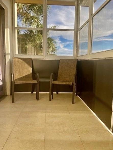 Kings Point Burgundy A-Q - Residential Lease