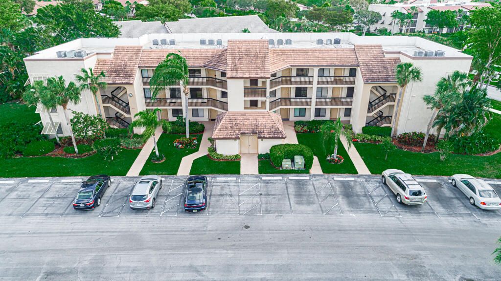 Photo of 10174 Mangrove Drive #304, Boynton Beach, FL 33437 (MLS # R10786757)